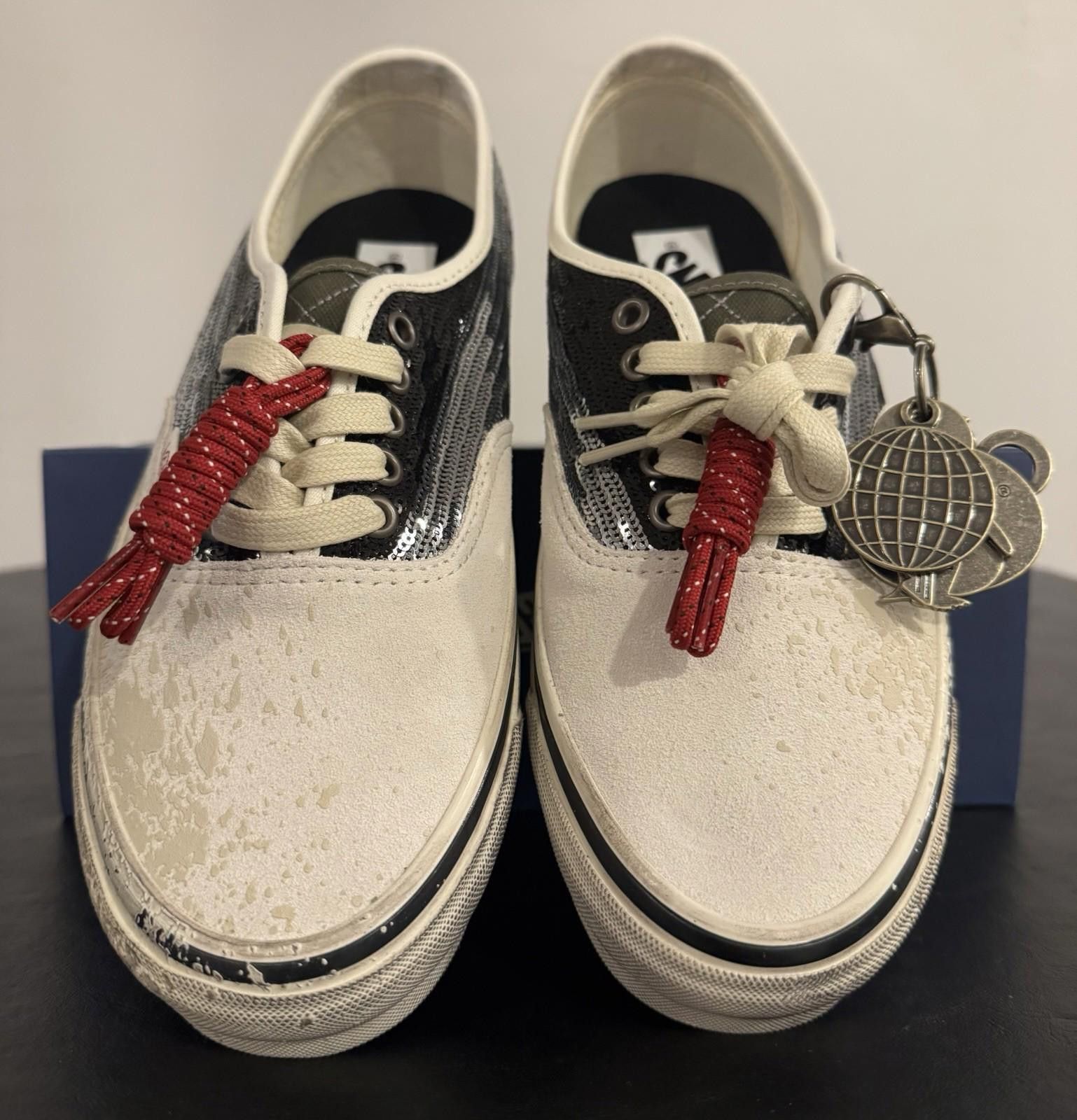 Vans Vans LX Authentic 44 Black/White Sequin Charm Men's US 8 Size US 8 / EU 41 - 4 Thumbnail