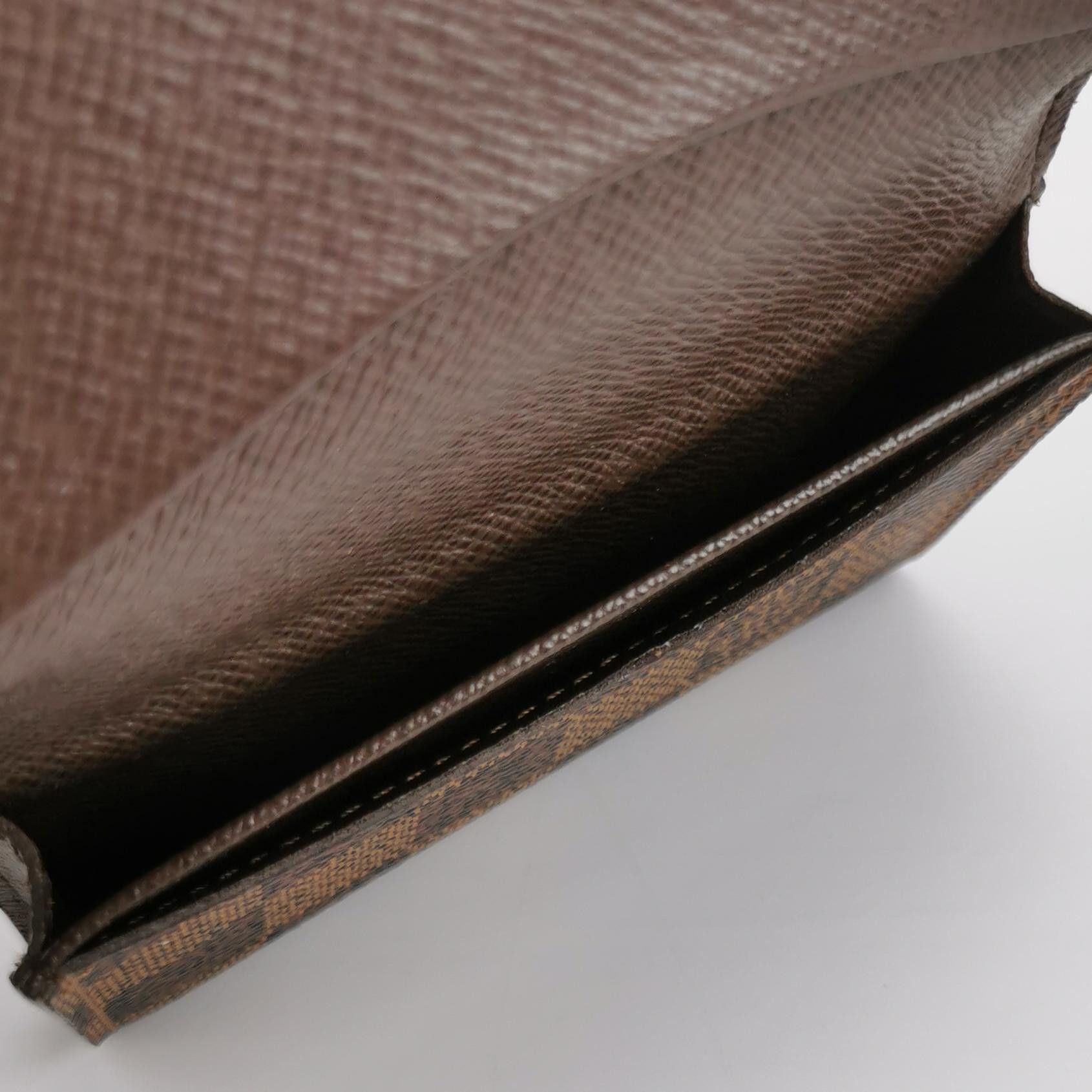 Louis Vuitton Louis Vuitton (LV) Cowhide Checkerboard Flap Card Holder -y Size ONE SIZE - 3 Thumbnail