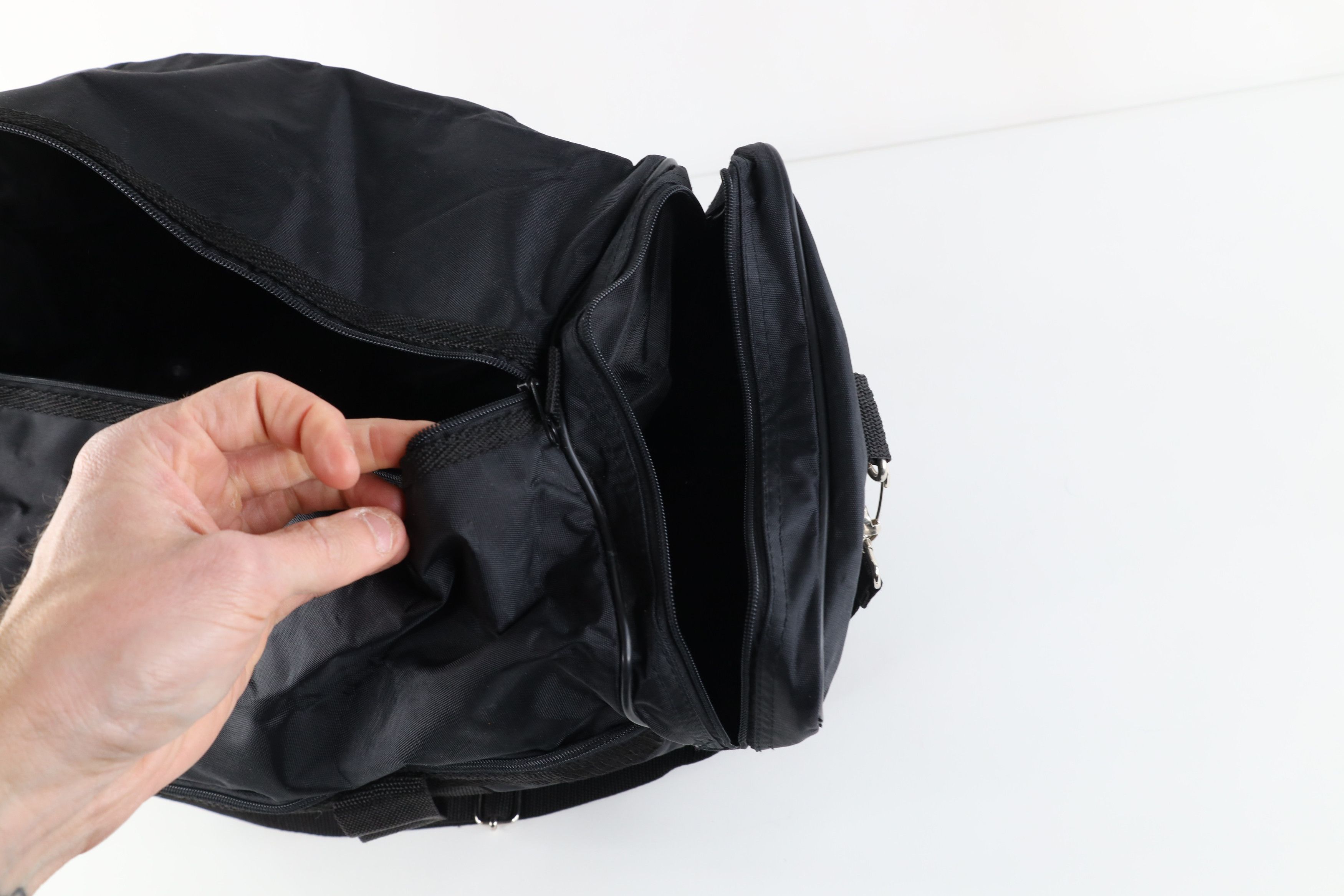 Vintage Vintage 90s Kool Cigarettes Distressed Spell Out Duffel Bag Size ONE SIZE - 6 Thumbnail