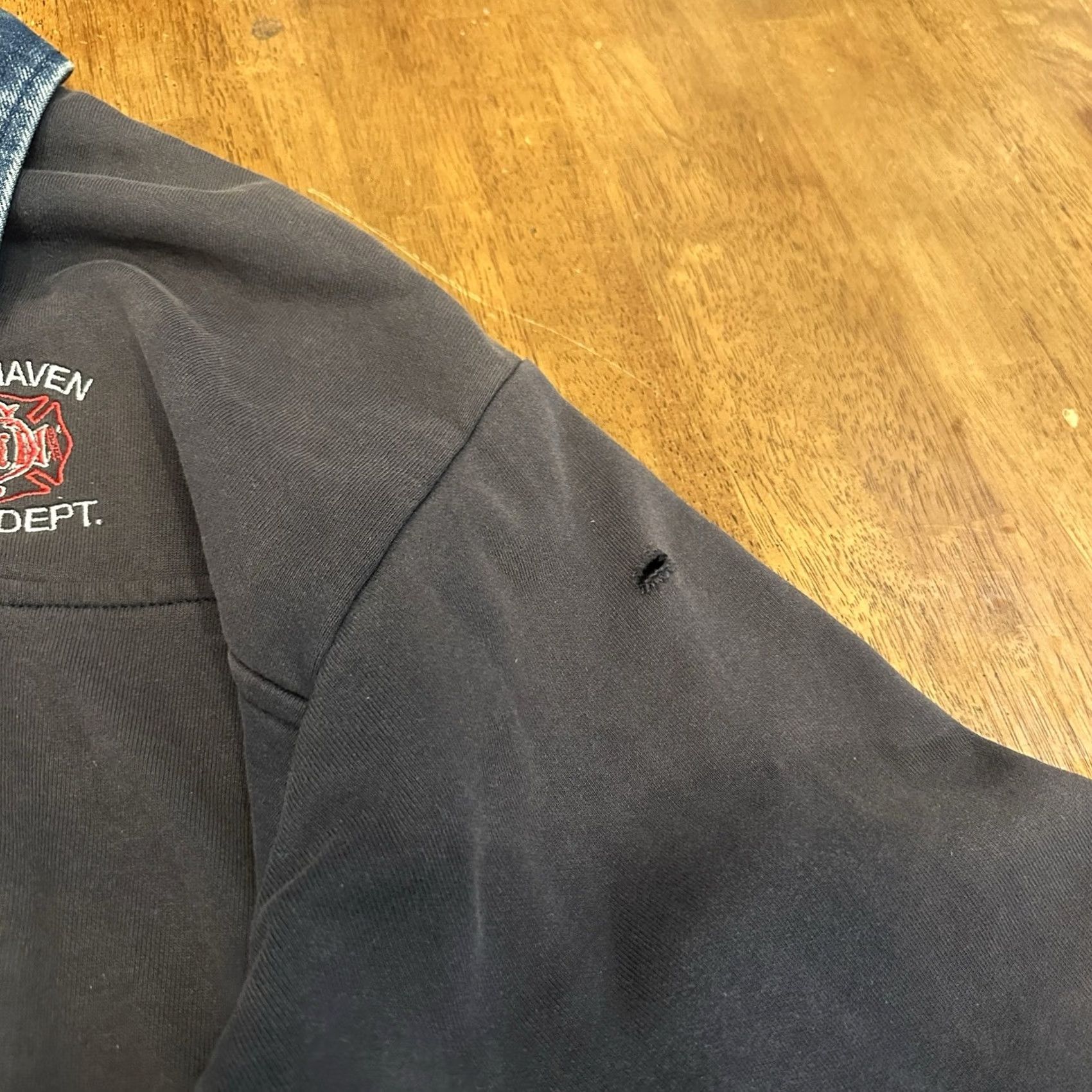 Vintage Nike Game Workwear New Haven Fire Department 1/4 Zip Sweatshirt - 3XL Size US XXL / EU 58 / 5 - 4 Thumbnail