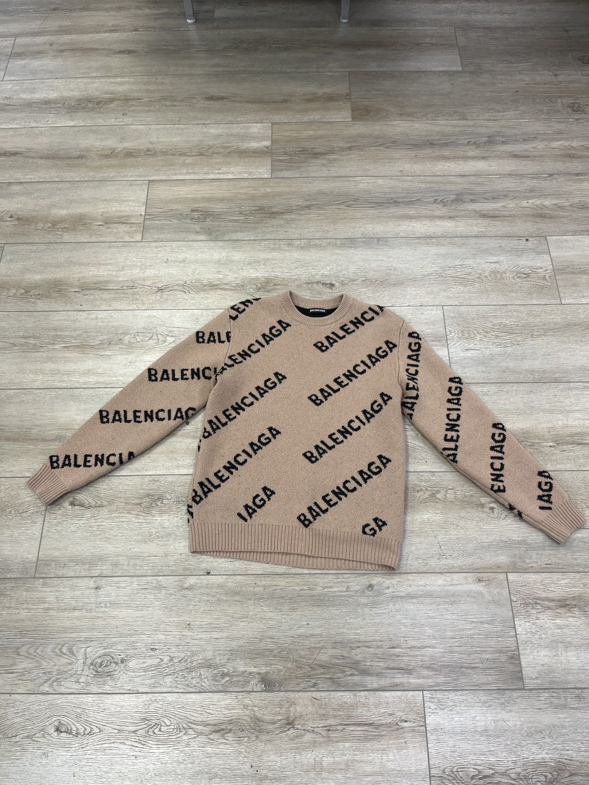 Balenciaga Balenciaga all over print sweater Size US XS / EU 42 / 0 - 1 Thumbnail