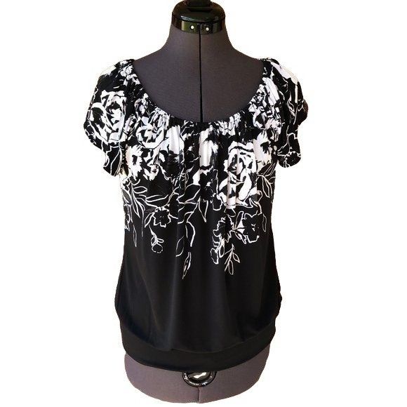 White House Black Market WHBM Women's White House Black Market Cap-Sleeve Floral Top Size S / US 4 / IT 40 - 1 Thumbnail