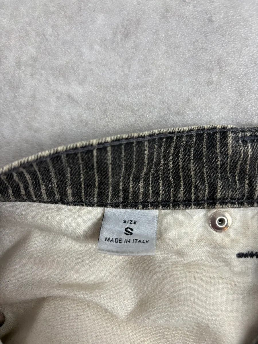 Roberto Cavalli 2000s Roberto Cavalli Grey Stripes Pants Size 26" / US 2 / IT 38 - 8 Thumbnail