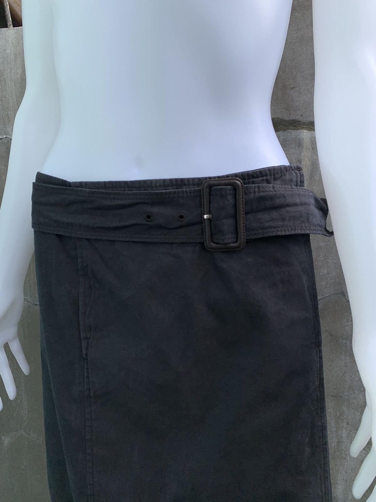 Miu Miu Belted Midi Skirt Size 27" / US 4 / IT 40 - 3 Thumbnail