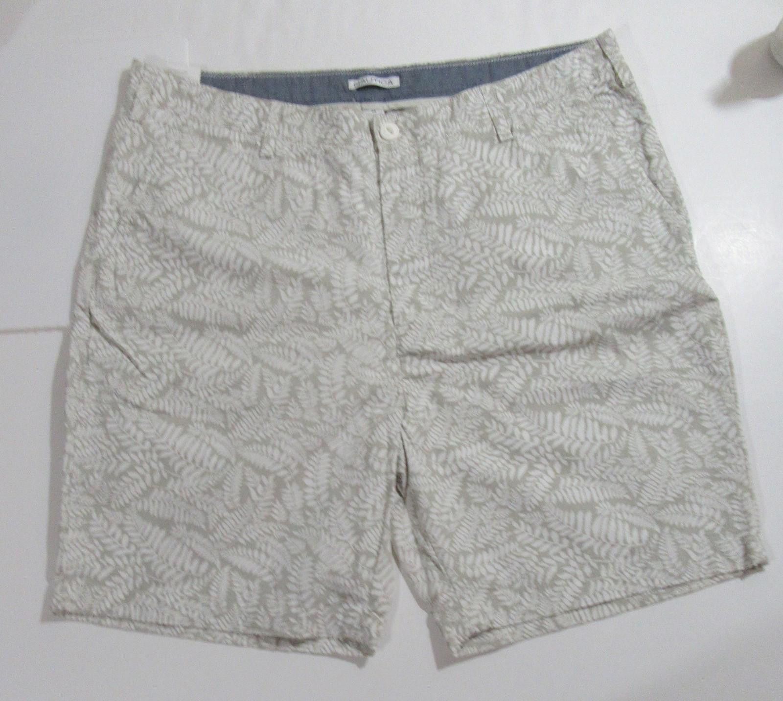 Nautica Nautica Mens Tropical Leaves Pattern Print Shorts Beige Size US 38 / EU 54 - 1 Thumbnail