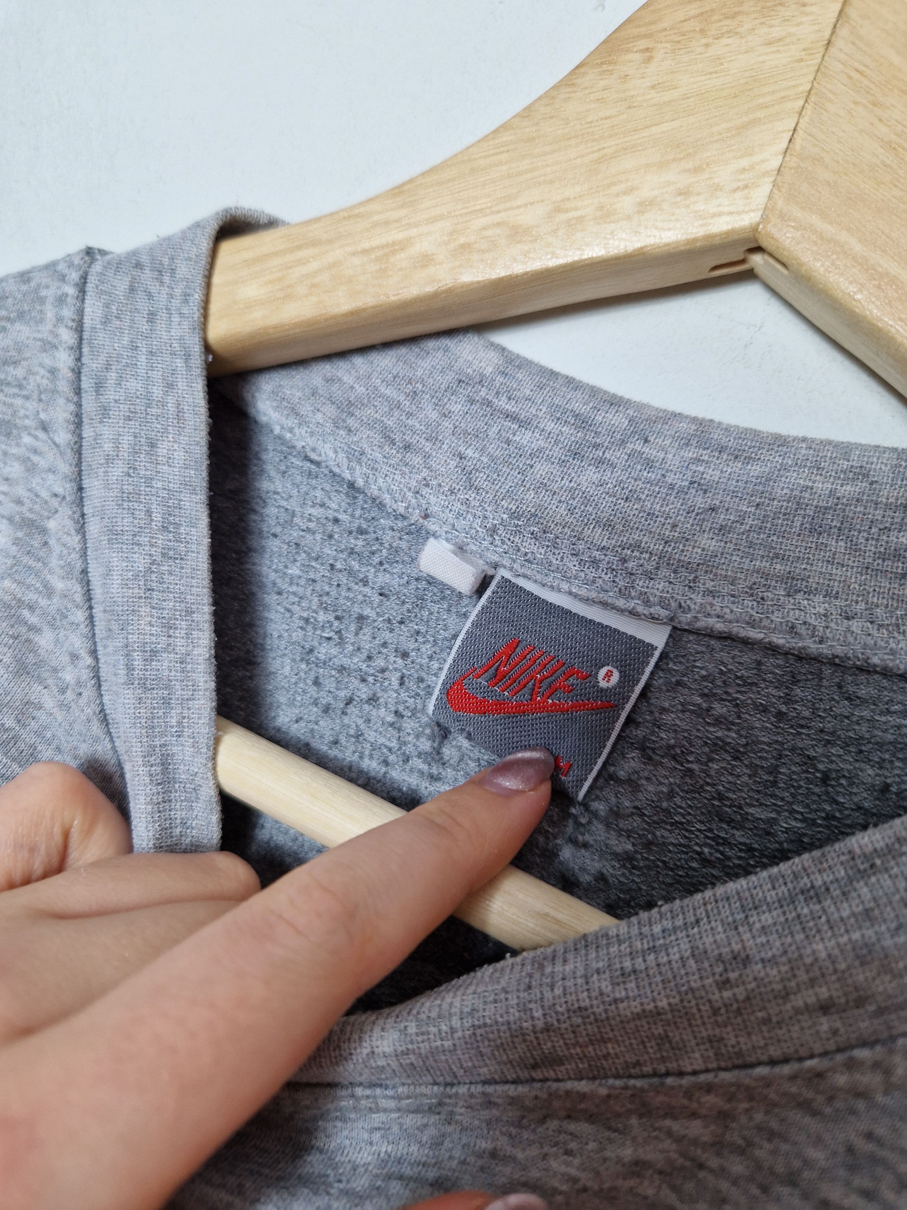 Nike Nike spellout box logo vintage 90s tee Size US L / EU 52-54 / 3 - 7 Thumbnail