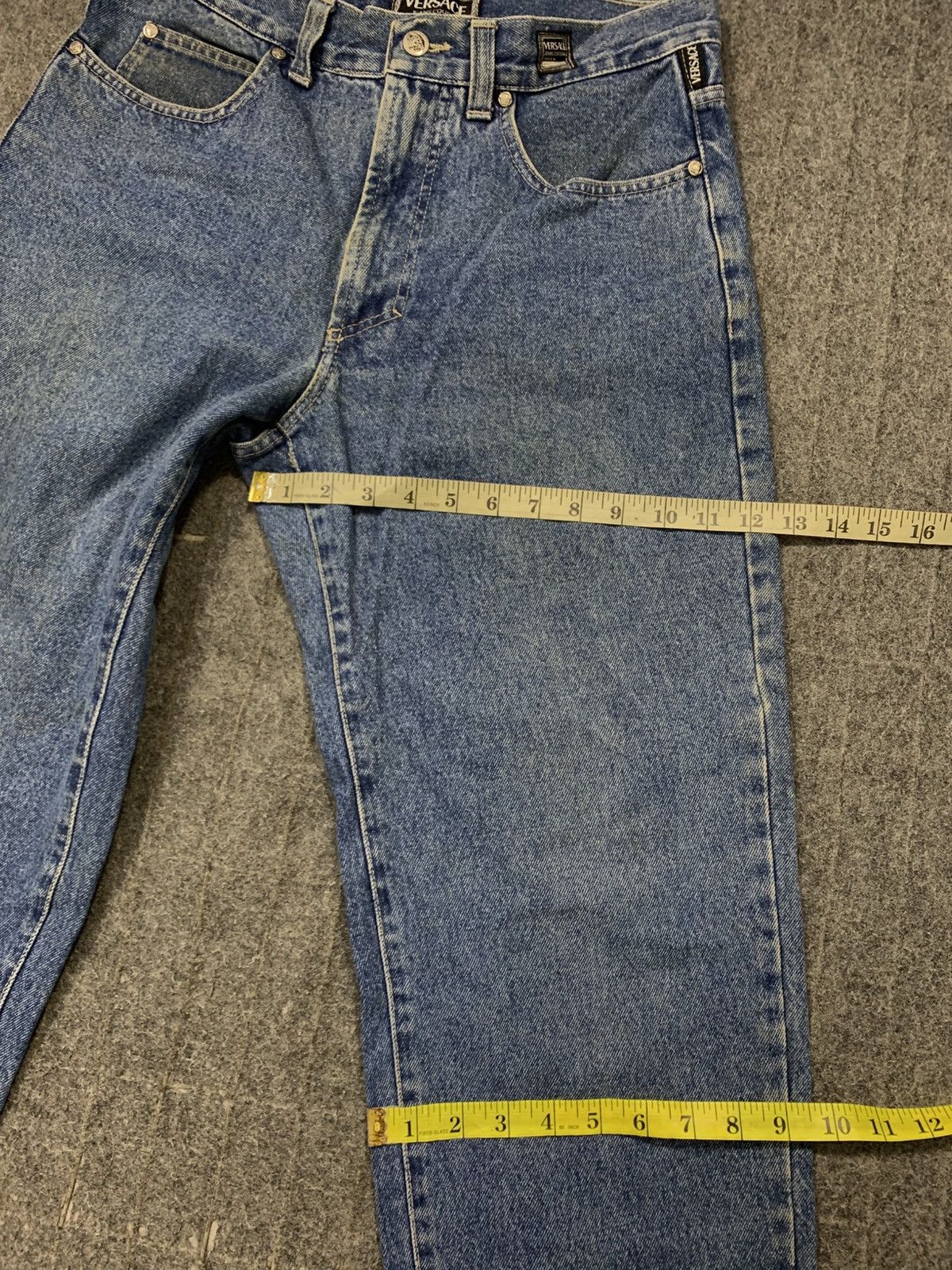 Versace Jeans Couture 90s Versace Jean Couture Relaxed Denim Jeans Size 30" / US 8 / IT 44 - 13 Thumbnail