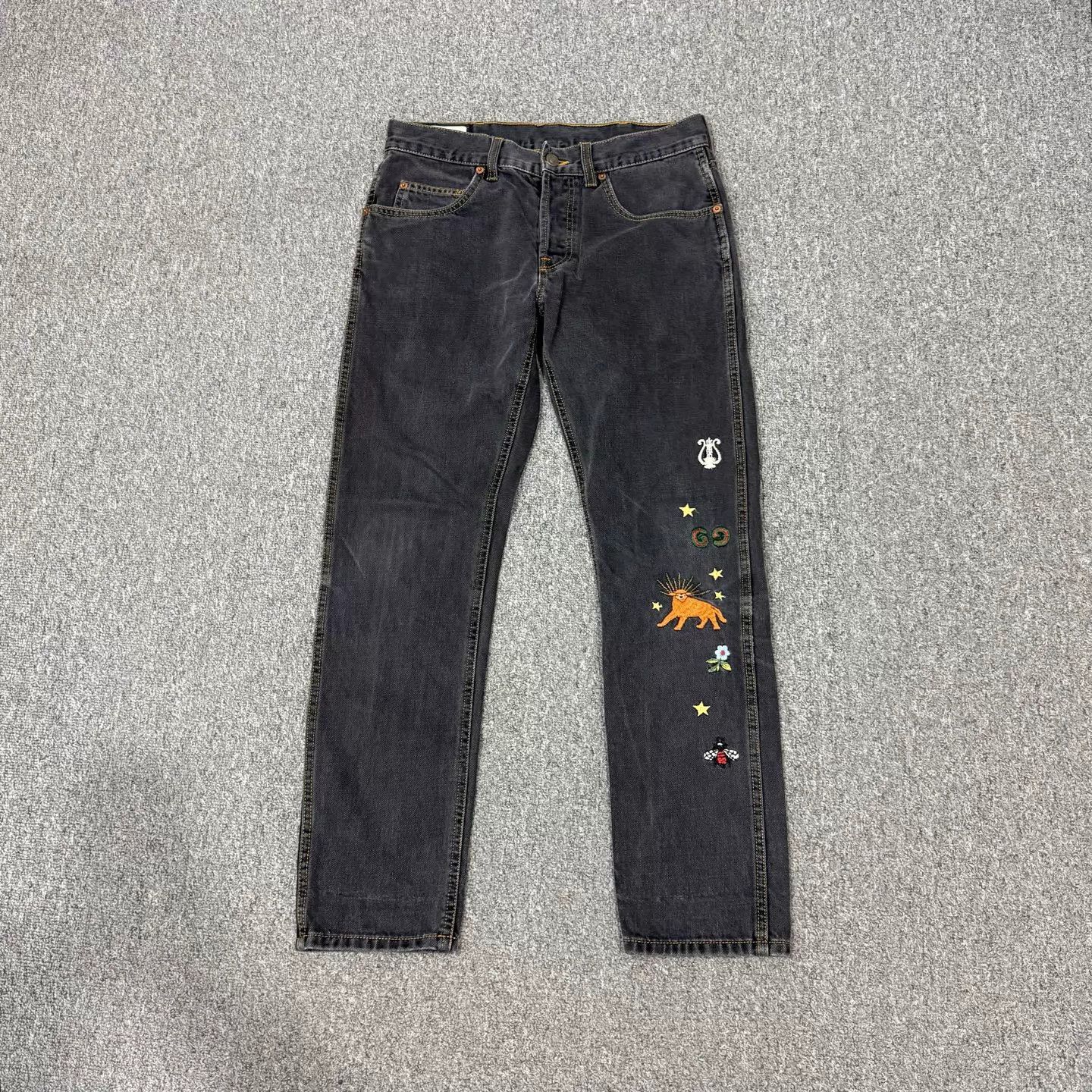 Gucci Gucci Deer Embroidered Jeans 30 (95 New) Size 30" / US 8 / IT 44 - 1 Thumbnail