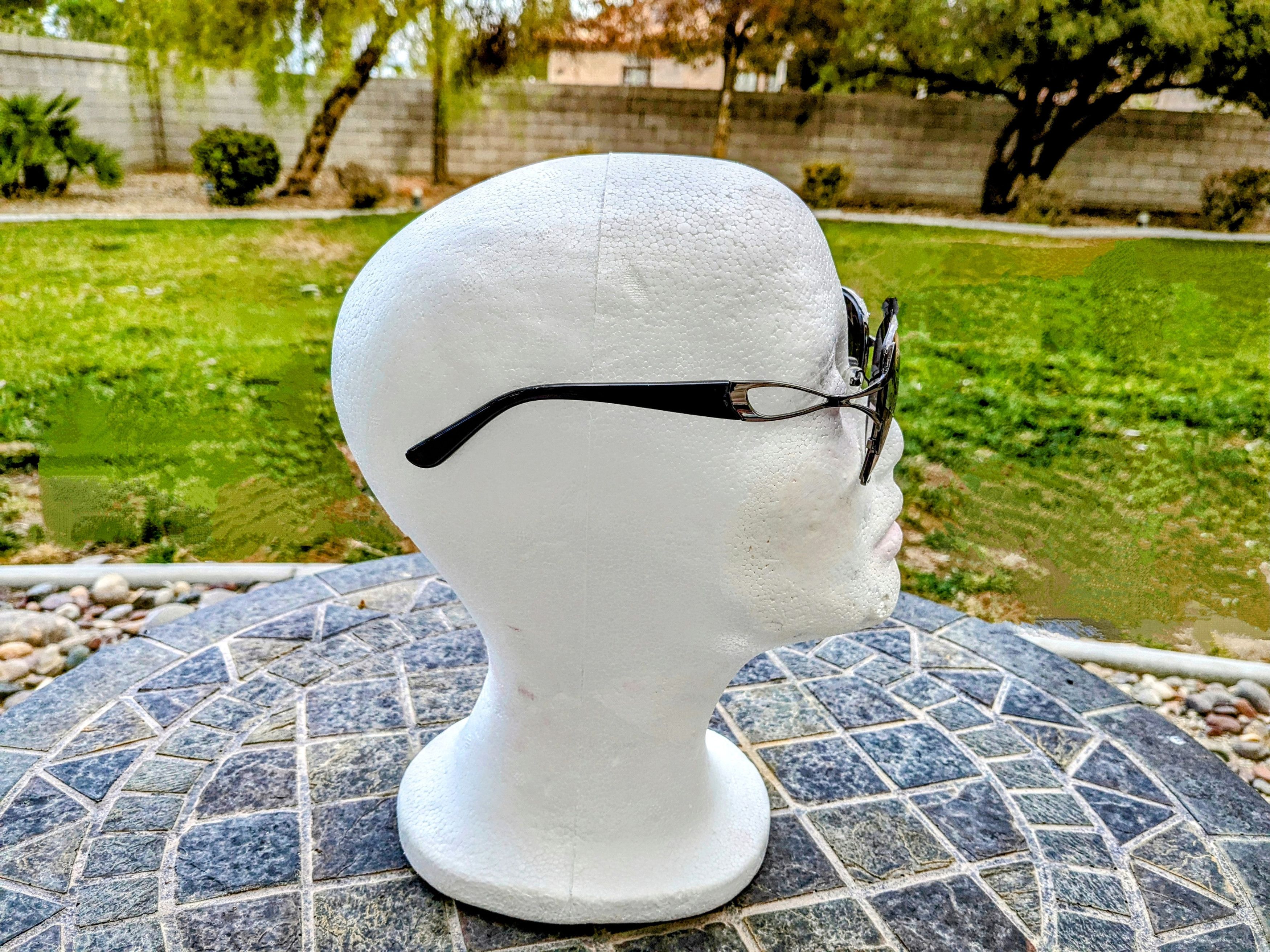 Designer Butterfly Twist Metal Gradient Oversized Lens Sunglasses New Size ONE SIZE - 2 Thumbnail