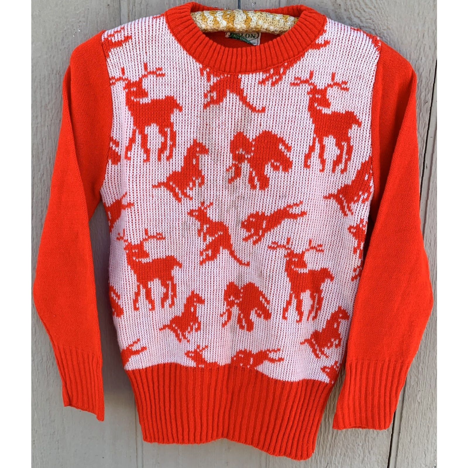 PONY VINTAGE Acrylic Knit Sweater Animals Deer Lion Elephant Horse Pony 60s Spuncraft Inc Sweater Women S Red Pullover KnIT Long Sleeve Knit Char/.. Size S / US 4 / IT 40 - 7 Thumbnail