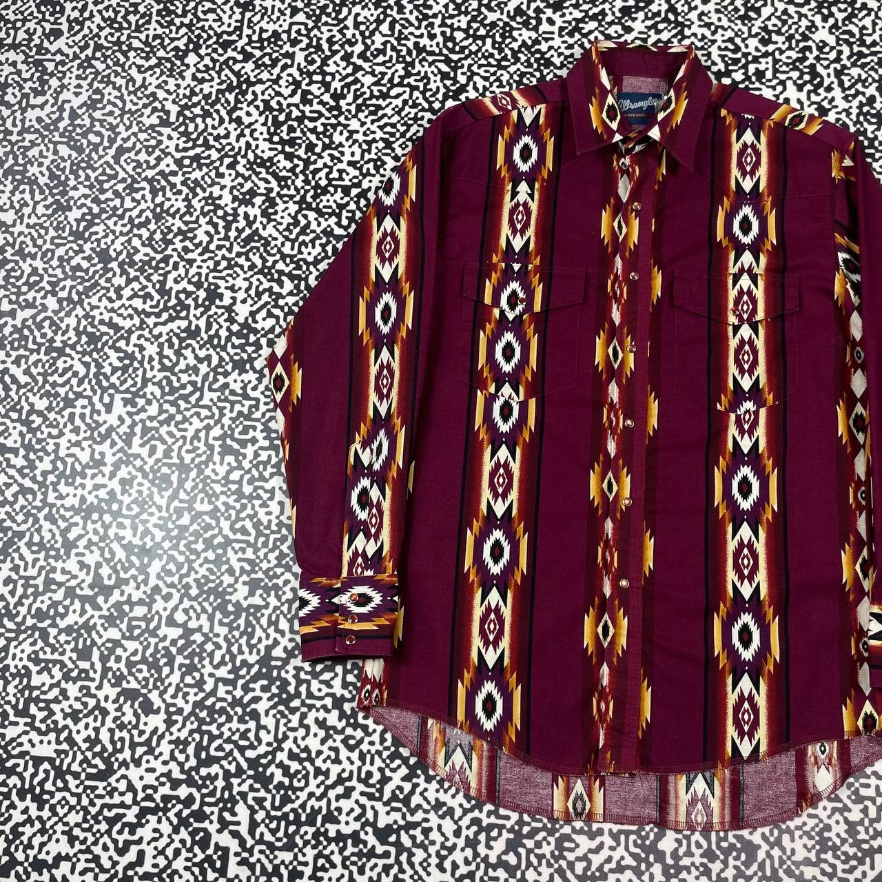 Vintage Vintage 90s Wrangler Western Aztec Shirt Rare Retro Style Size US M / EU 48-50 / 2 - 2 Thumbnail