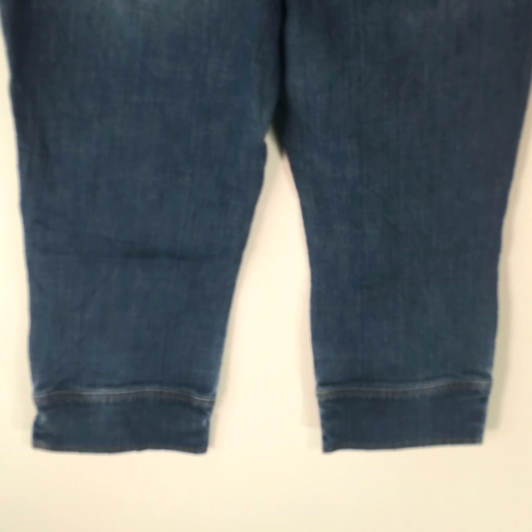 Vintage Simply Vera Vera Wang Jeans Women 12P Blue Denim Capri Straight Leg Cuffed 5-Pocket Stretch Size 34" / US 12 / IT 48 - 5 Thumbnail