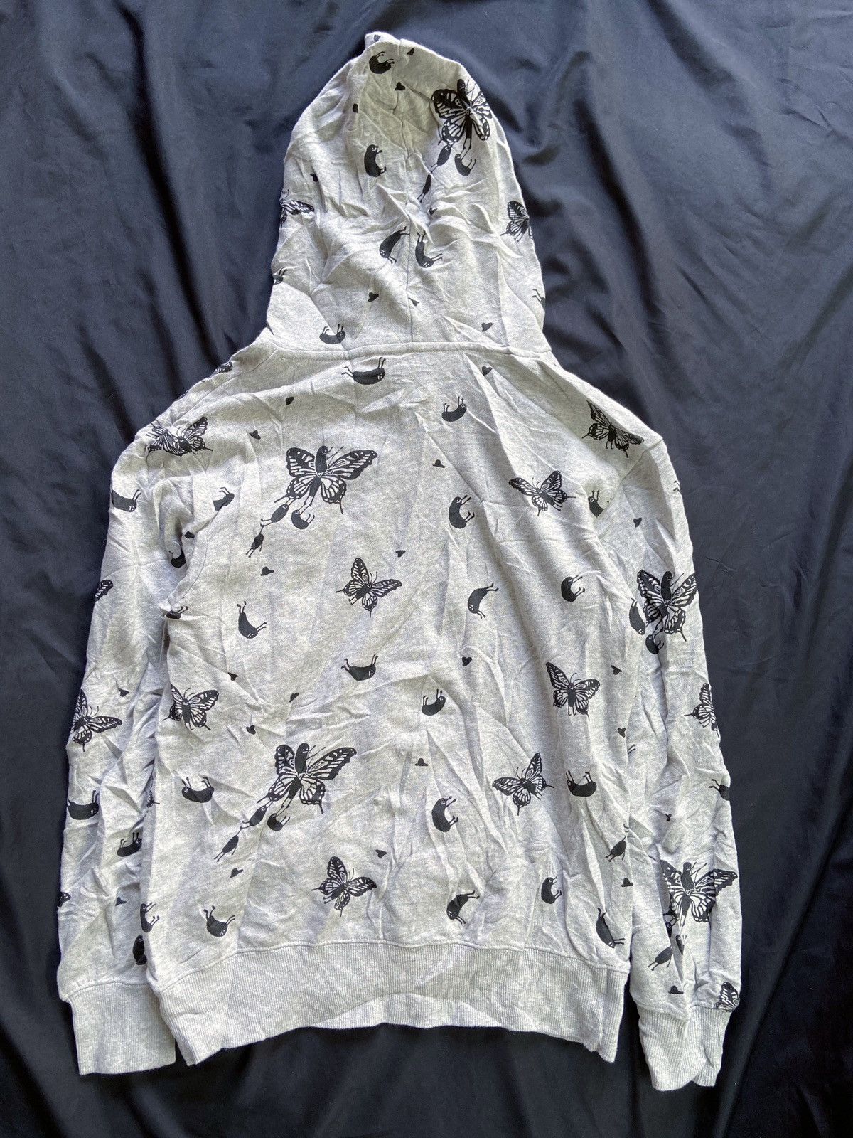 If Six Was Nine × Japanese Brand × Le Grande Bleu (L.G.B.) GRANIPH BUTTERFLY COMEDY ARTWORK HOODIE Size US M / EU 48-50 / 2 - 11 Thumbnail