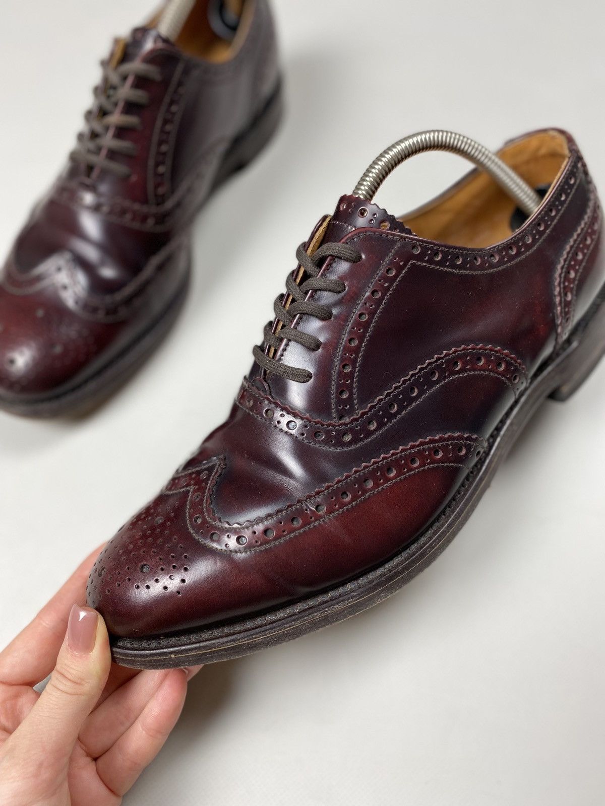 Loake Loake men’s leather brogue shoes size UK 9.5 / US 10.5 Size US 10.5 / EU 43-44 - 11 Thumbnail