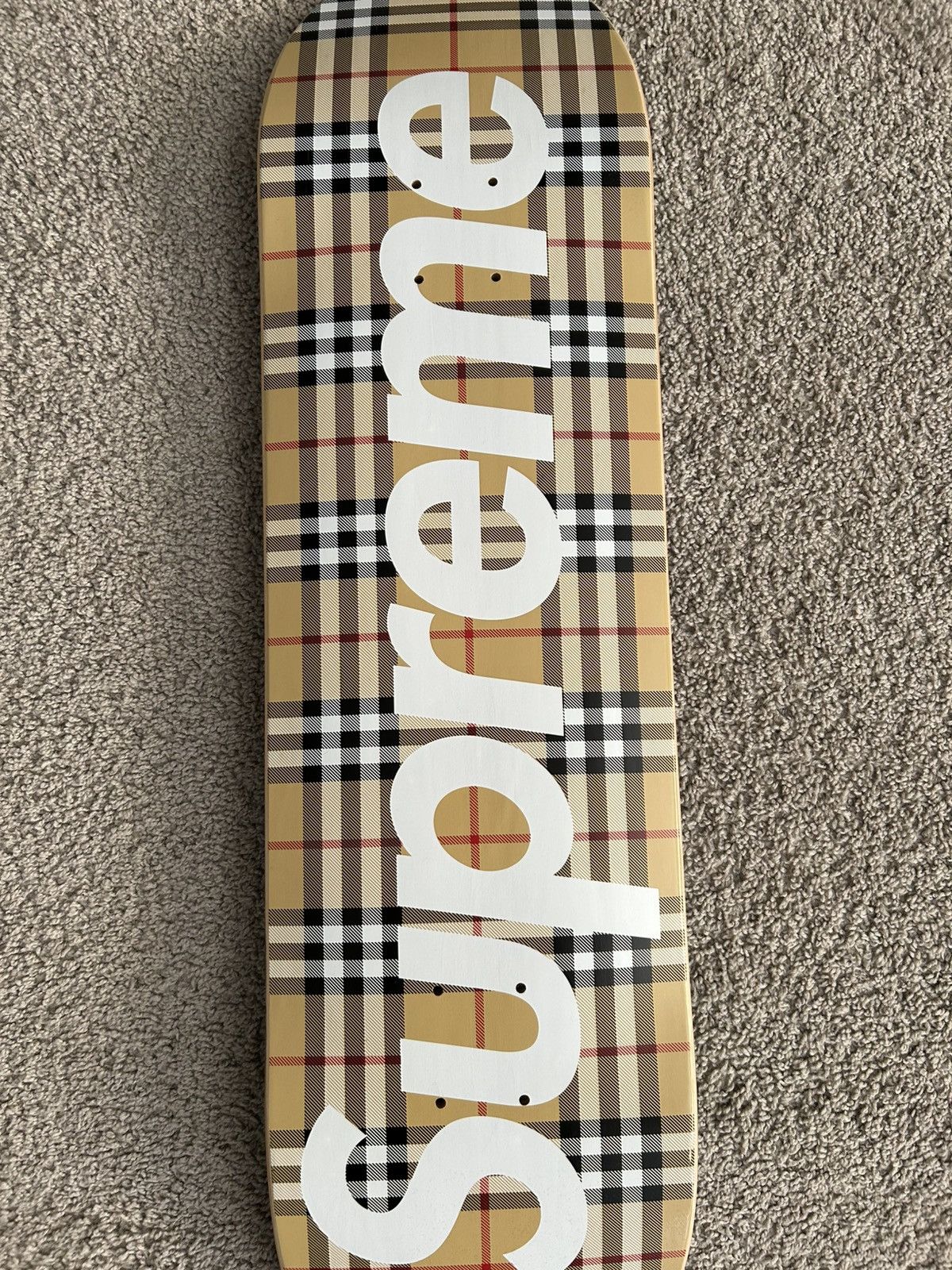 Burberry × Supreme Supreme Beige Burberry Skateboard Deck Size ONE SIZE - 3 Thumbnail