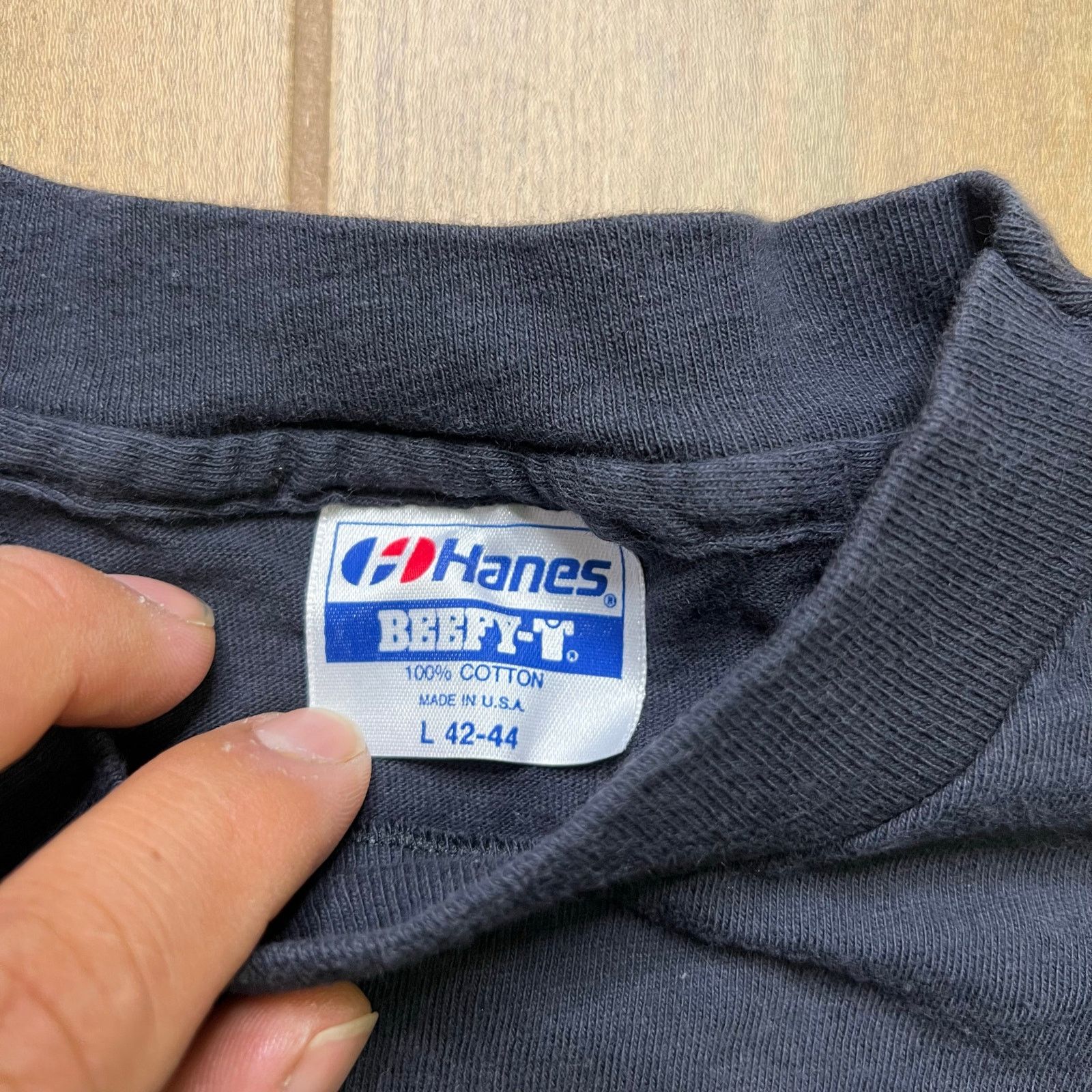 Hanes Vintage 80s Buggy Works VW Beetle T Shirt Redwood City CA L Size US L / EU 52-54 / 3 - 3 Thumbnail