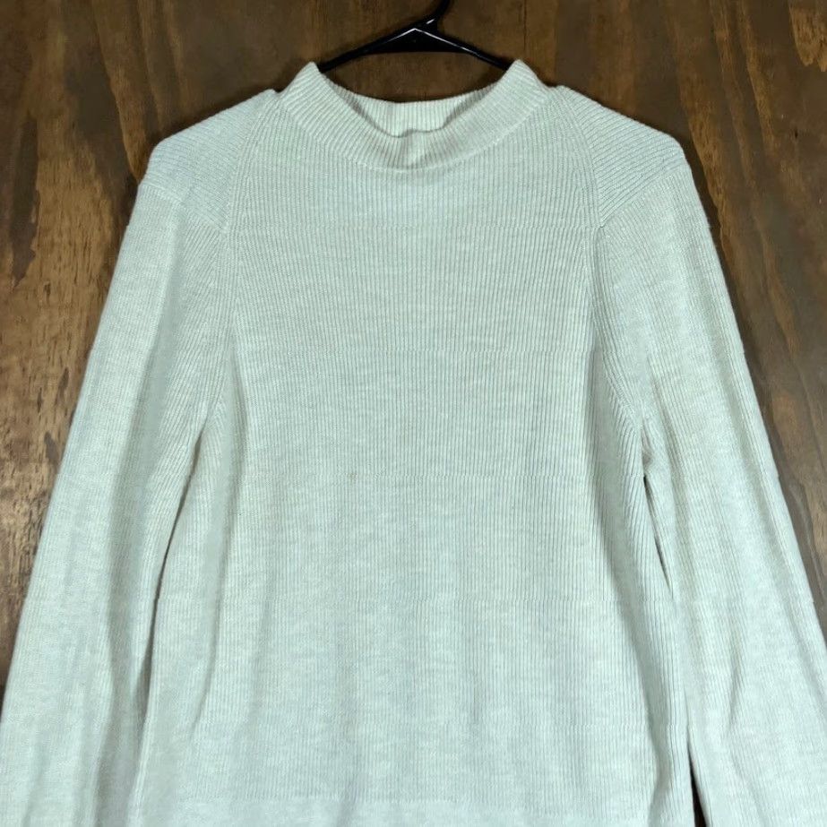 Lululemon Lululemon Womens Sweater Cream Ribbed Mock Neck Long Sleeve Medium Size M / US 6-8 / IT 42-44 - 2 Thumbnail