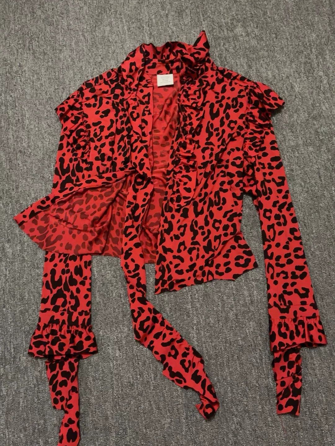 Vetements Vetements Red Leopard Print Short Shirt Size US L / EU 52-54 / 3 - 1 Thumbnail