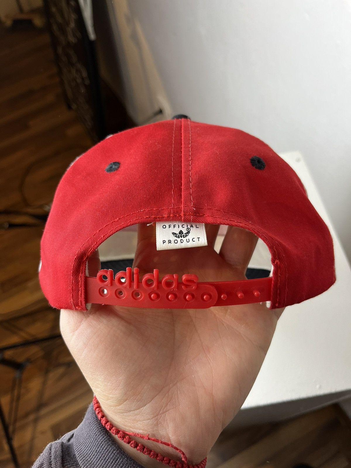 激レア 80s adidas × リバプール キャップ デッドストック 激レア 80s adidas × リバプール キャップ デッドストック
