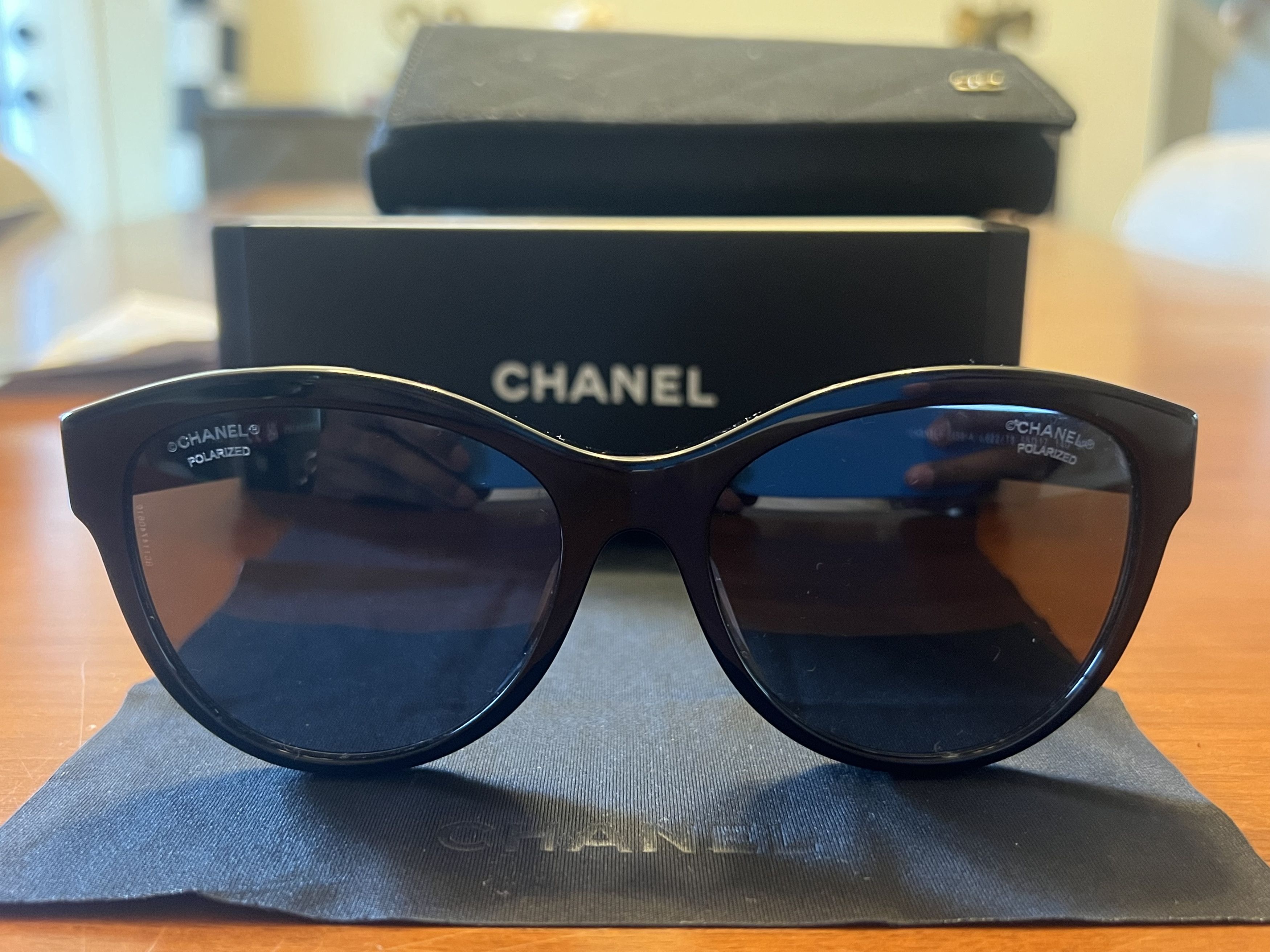 Chanel Oval Sunglasses Size ONE SIZE - 1 Thumbnail