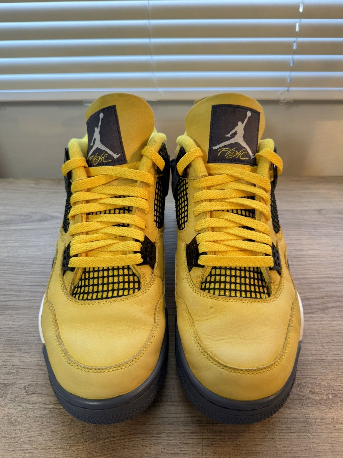 Jordan Brand Size:11 Retro 4 Lightning Size US 11 / EU 44 - 1 Thumbnail