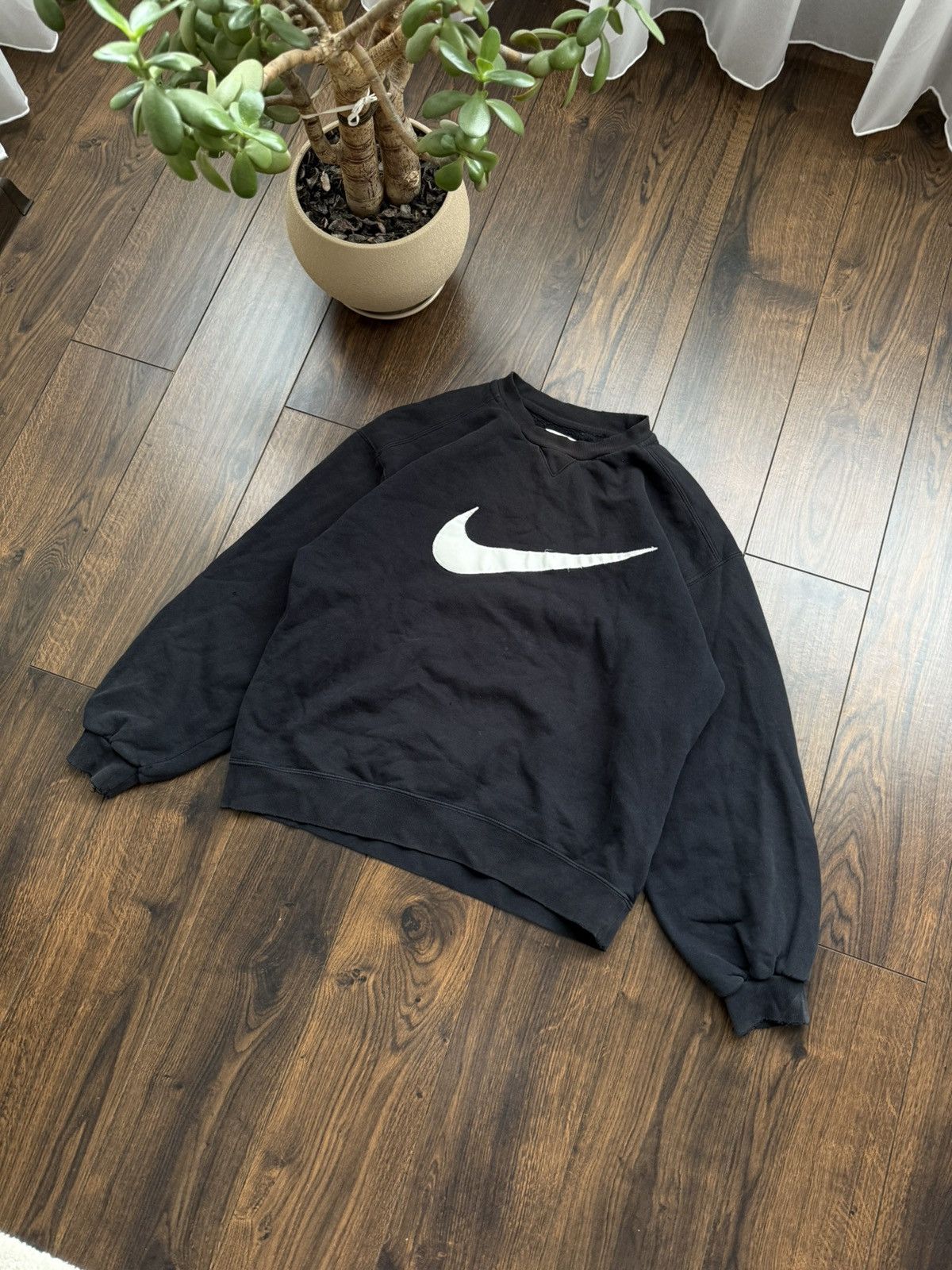 Nike Nike Vintage Big Swoosh Distressed Sweatshirt 90s Size US M / EU 48-50 / 2 - 1 Thumbnail