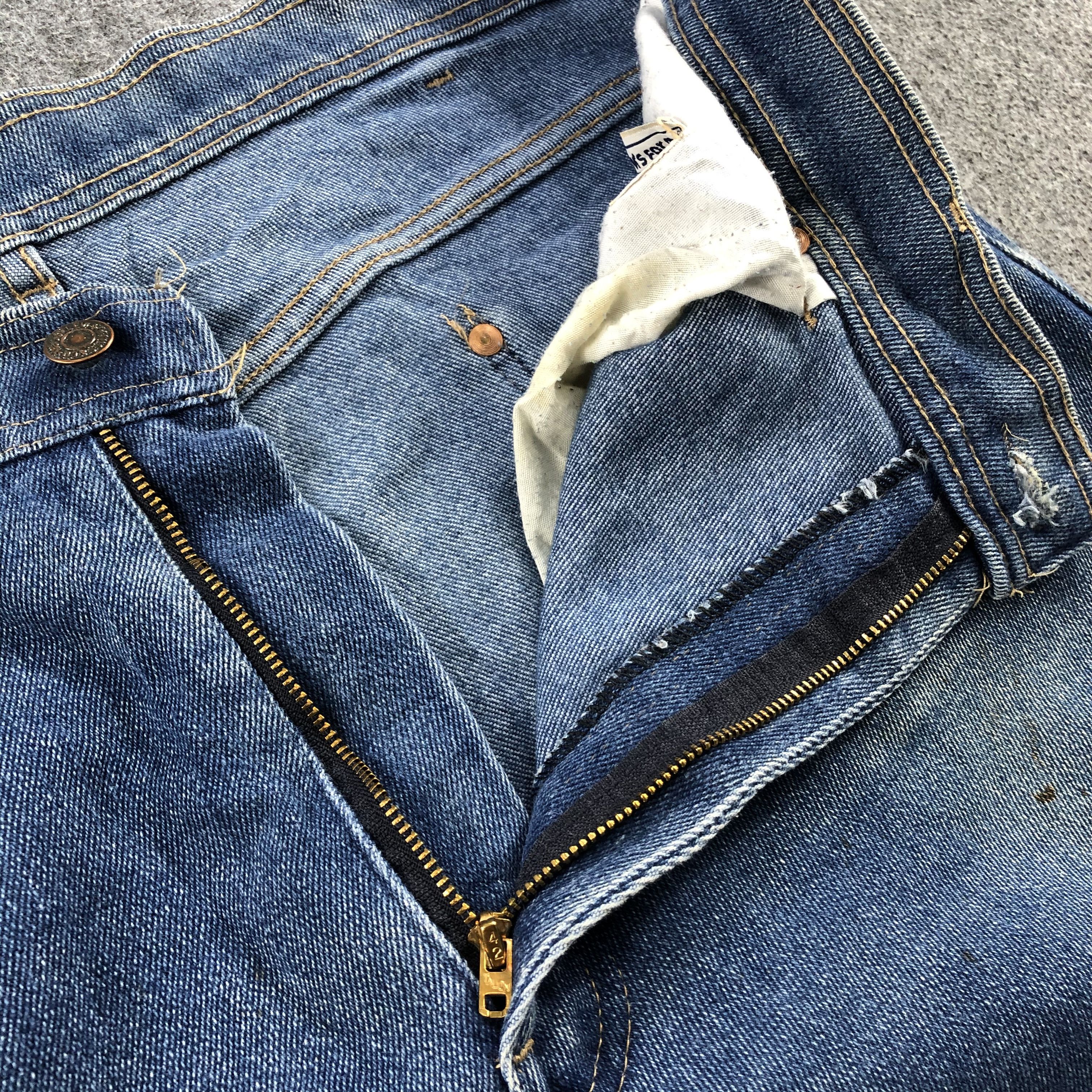 Levi's Vintage Blue Wash Levis Jeans-J2161 Size US 36 / EU 52 - 10 Thumbnail