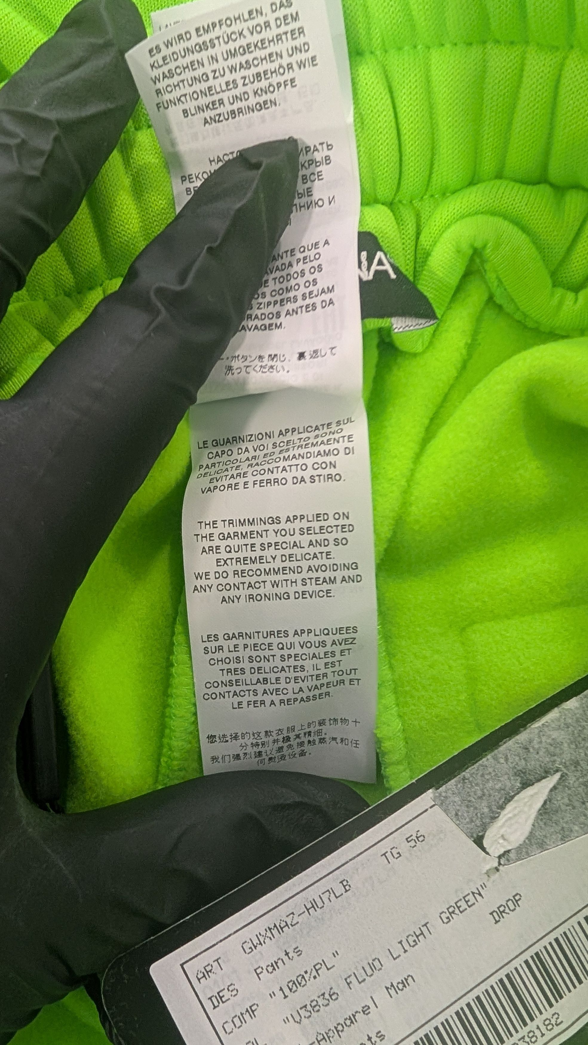 Dolce & Gabbana DOLCE & GABBANA Neon Green Cargo Jogger Pants Size US 40 / EU 56 - 10 Thumbnail