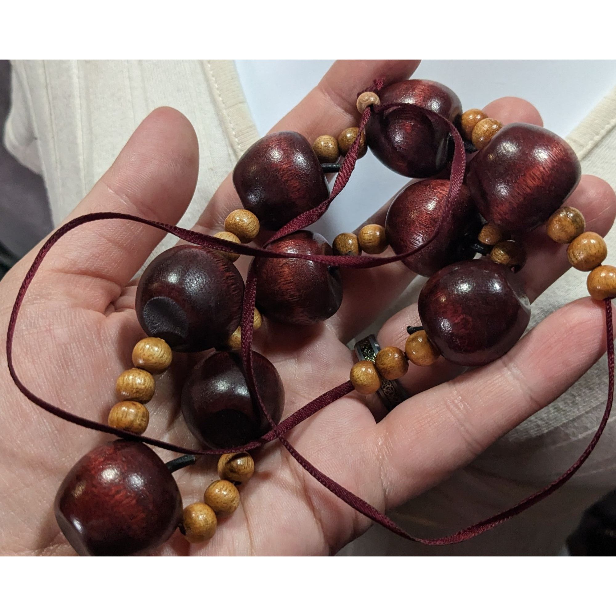 Other Vintage Wooden Apple Beaded Teacher Necklace Size ONE SIZE - 7 Thumbnail
