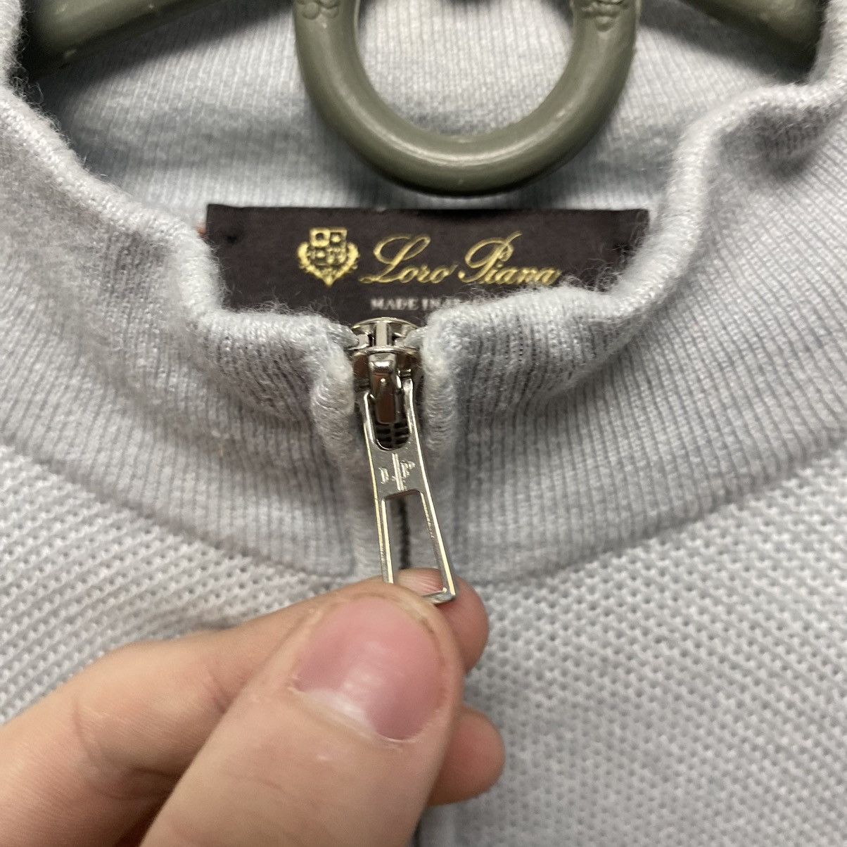 Loro Piana Loro Piana zip Sweater luxury Size US L / EU 52-54 / 3 - 5 Thumbnail