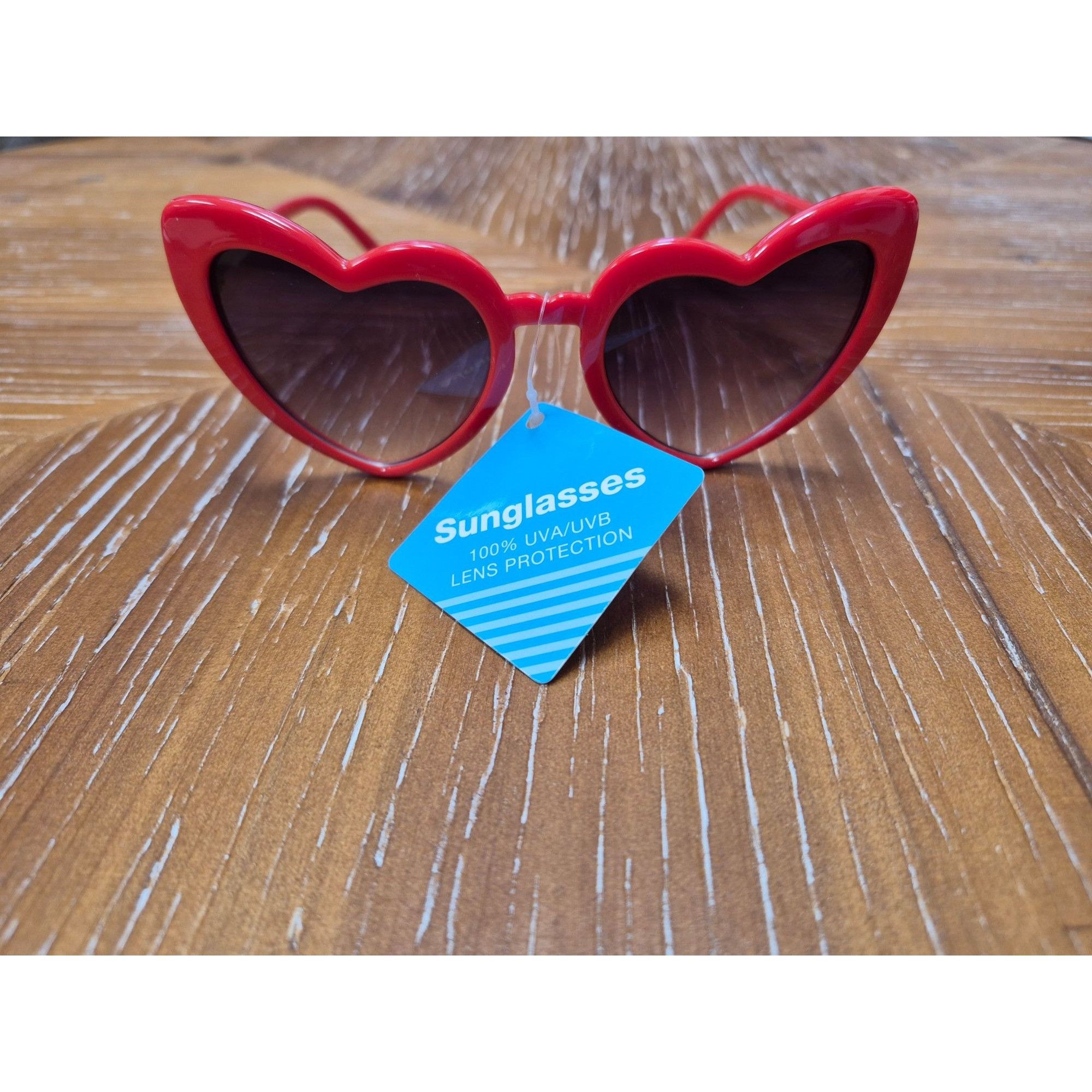 Foster Grant Heart-Shaped Red Sunglasses With 100% UVA/UVB Protection By Size ONE SIZE - 3 Thumbnail