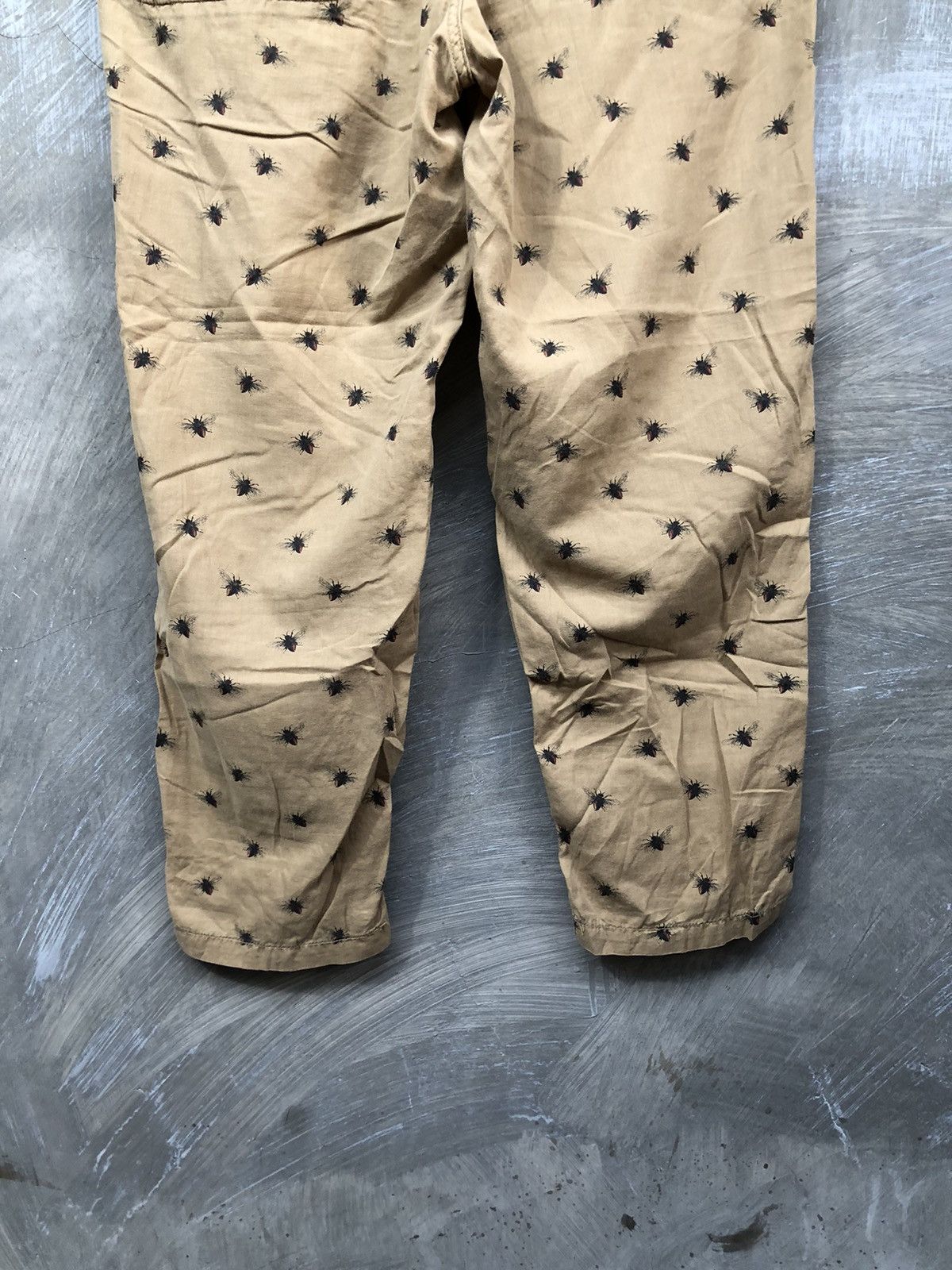 Undercover Undercoverism Bug’s Printed Ankle Pants Size US 30 / EU 46 - 11 Thumbnail