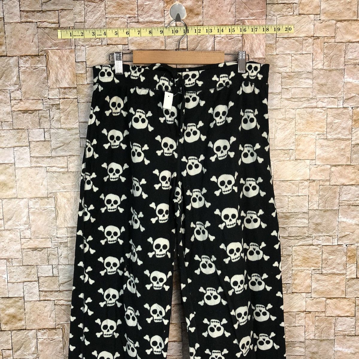 Japanese Brand Chrokee Black Skulls sleepwear Joggers Pants #A605 Size 28" / US 6 / IT 42 - 2 Thumbnail