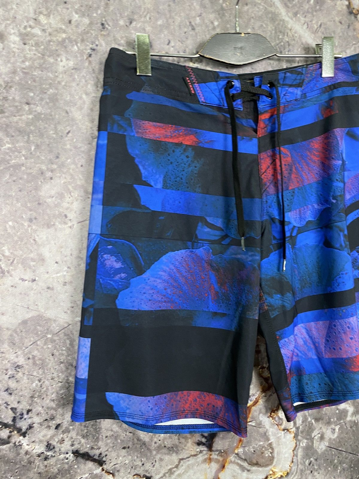 Oakley Men’s Oakley Shorts Streetwear Rare Size 30 Size US 30 / EU 46 - 2 Thumbnail