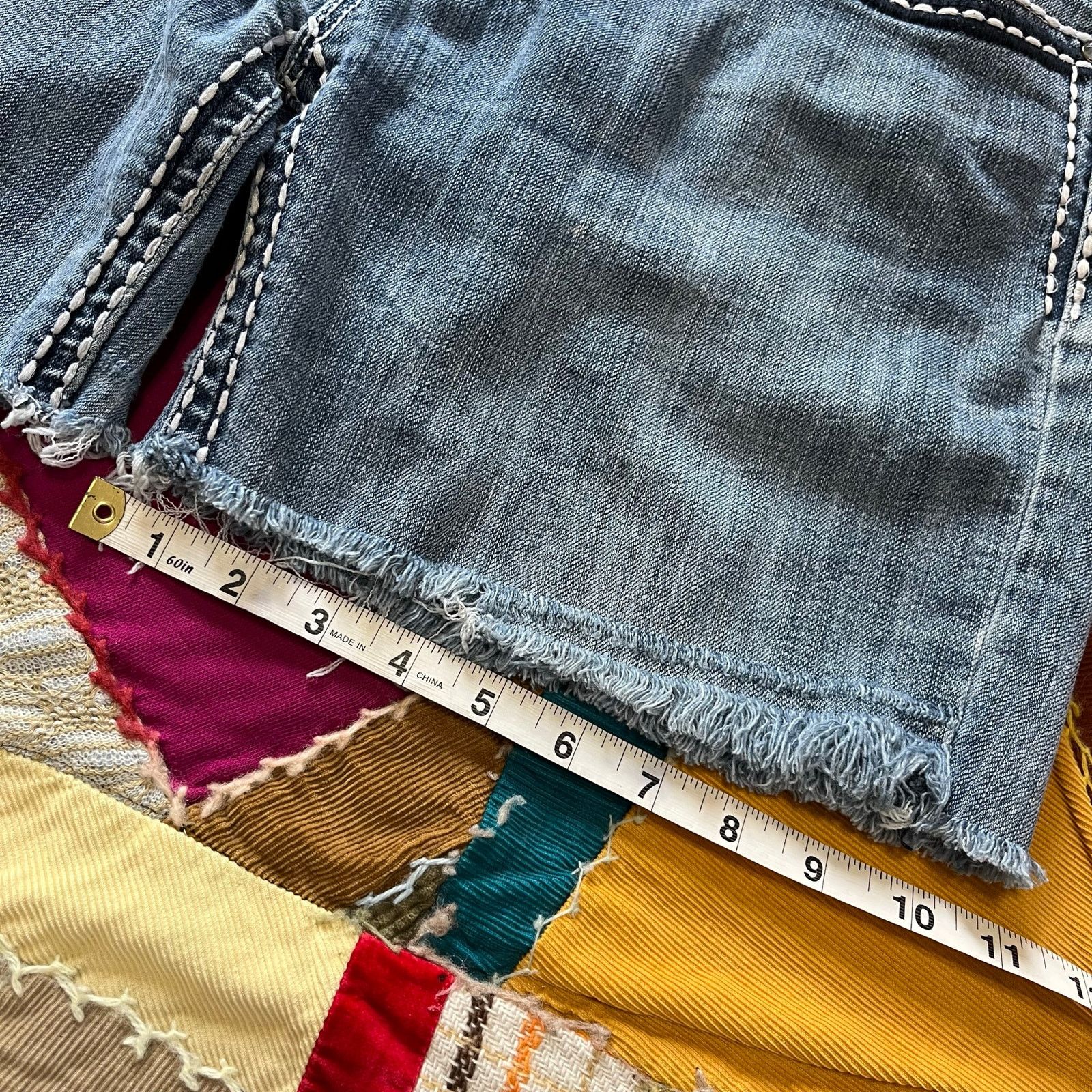 Other Y2K Downeast Embroidered Goth Grunge Booty Jean Shorts 32W Size 32" / US 10 / IT 46 - 5 Thumbnail