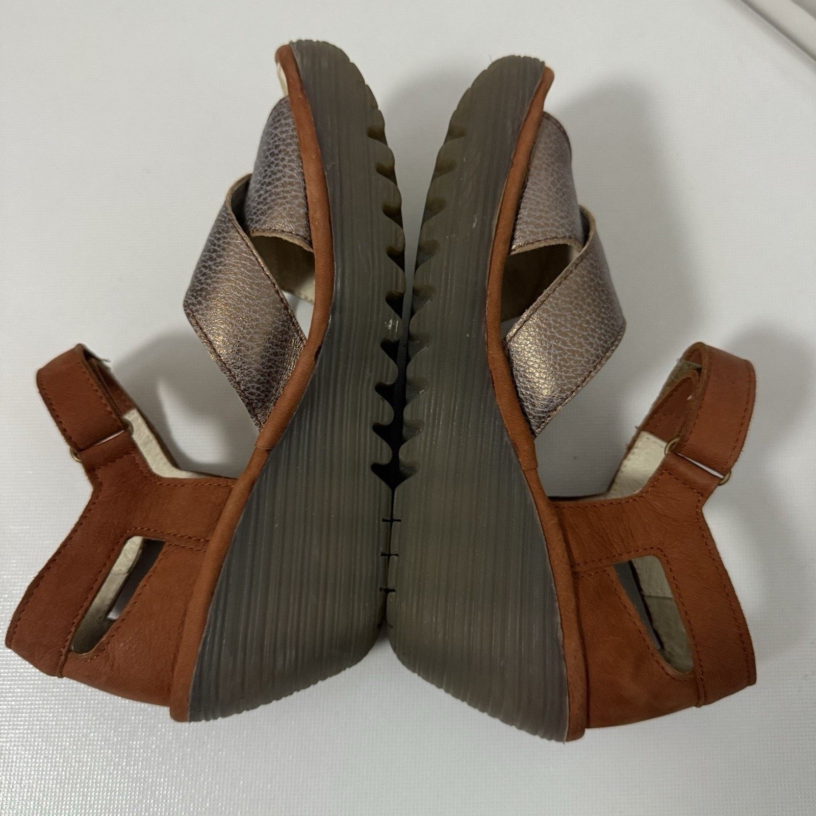 Fly London Fly London Platform Sandals EU 36 Yend Bronze Strappy Wedge Size US 5.5 / IT 35.5 - 4 Thumbnail