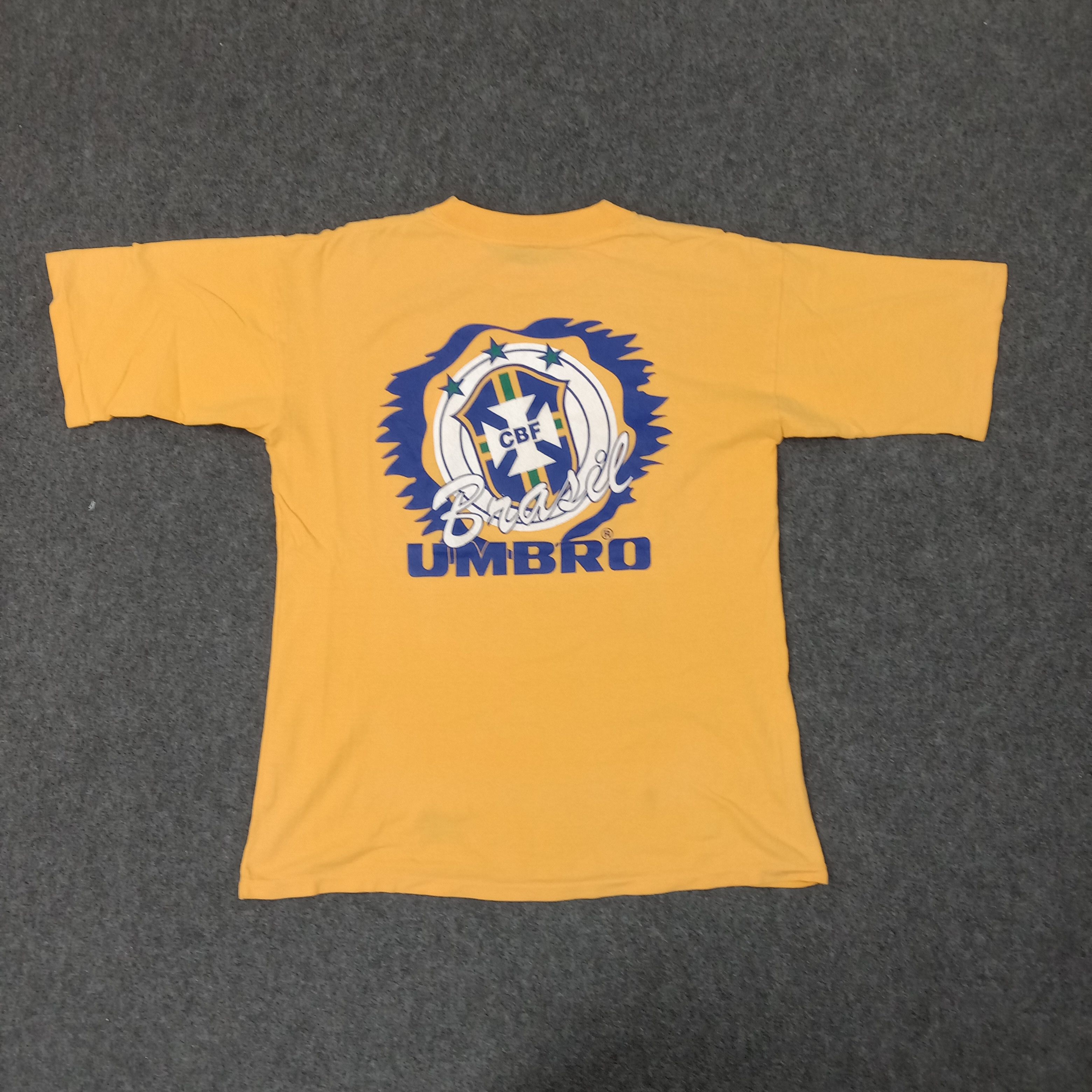 Umbro Umbro Brazil Soccer Sport Logo Tshirt C249N58 Size US M / EU 48-50 / 2 - 1 Thumbnail