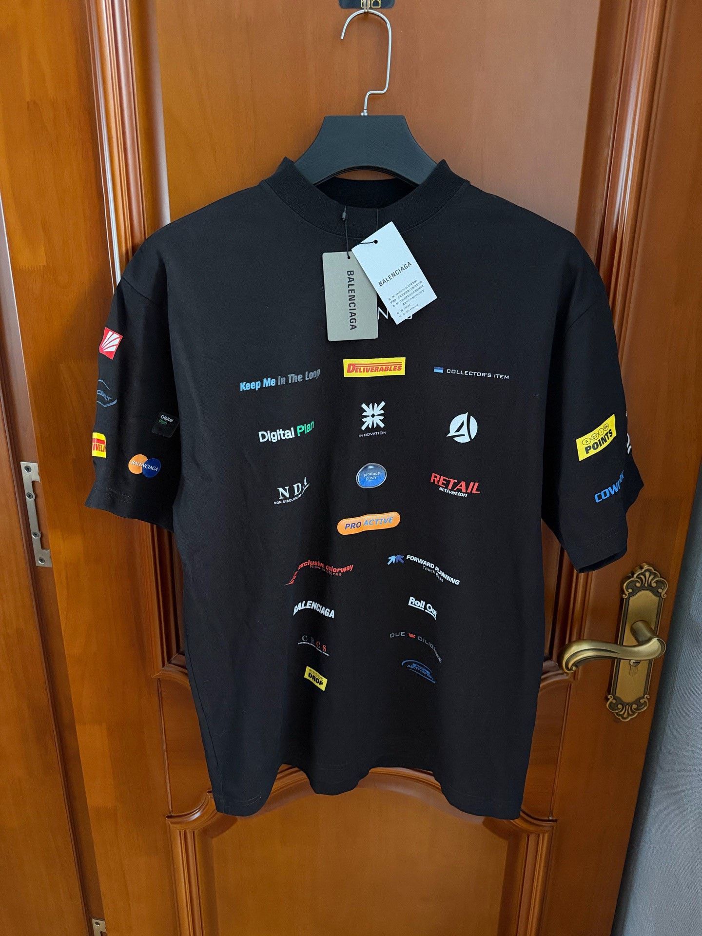 Balenciaga Balenciaga Retro T-Shirt xs Men Size US XS / EU 42 / 0 - 1 Thumbnail