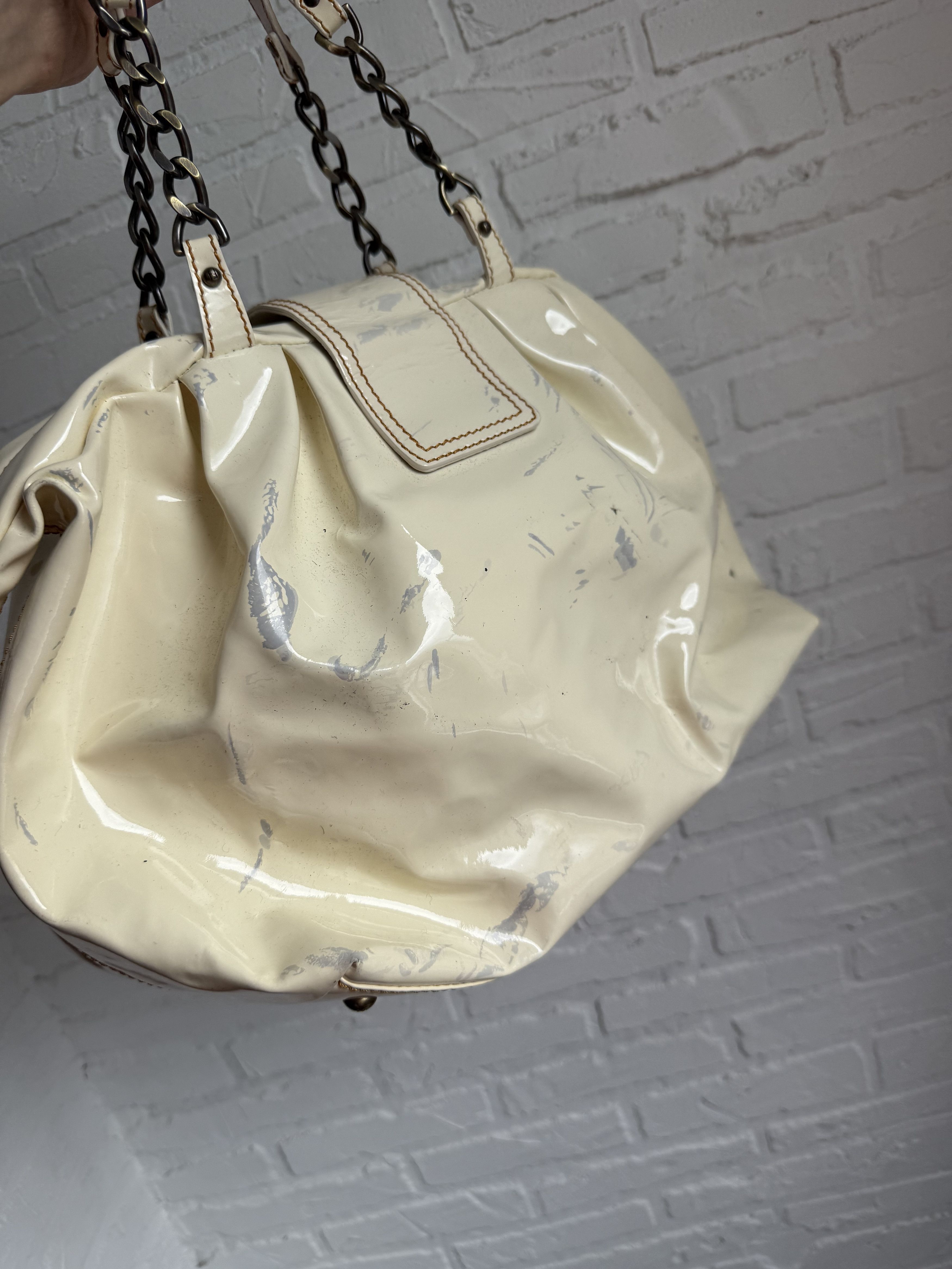 Fendi Vintage Fendi B Bag Patent Leather Chain Shoulder Bag y2k Size ONE SIZE - 12 Thumbnail