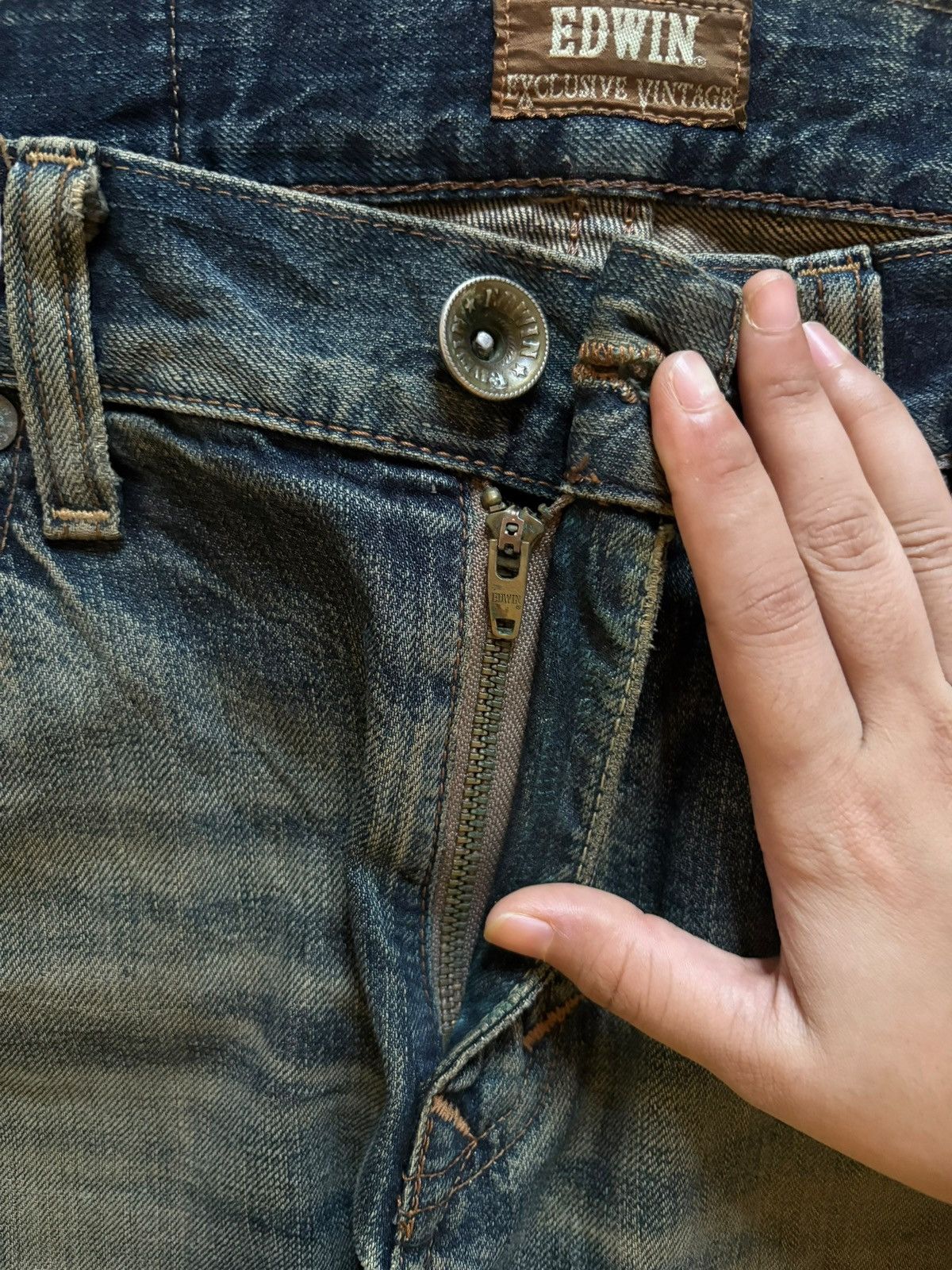 Edwin × Japanese Brand Exclusive Vintage Edwin Japan Rusty Mud Wash Loose Jeans Size US 33 - 3 Thumbnail