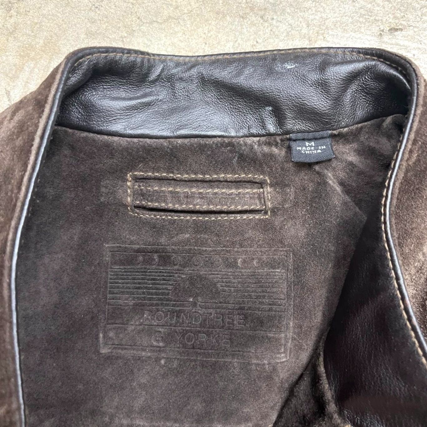 Roundtree & Yorke VINTAGE Roundtree & Yorke Cafe Racer Leather Jacket Brown XL Men Bomber Style Suede Distressed Retro Y2K Brown Size US XL / EU 56 / 4 - 2 Thumbnail