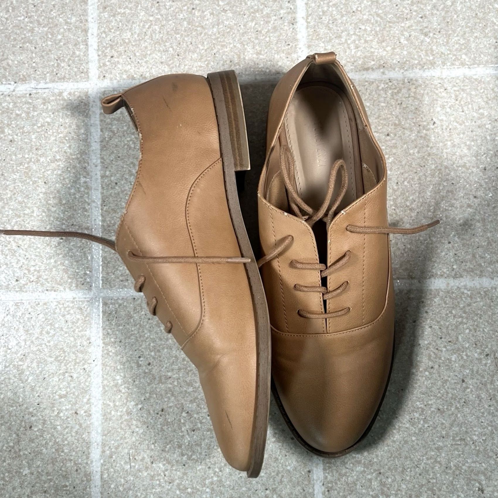 Forever 21 FOREVER 21 Women Loafer Derby Flat Brown Tan 8 US Size Faux Leather Derby Loafer Womens Size US 8 / IT 38 - 3 Thumbnail