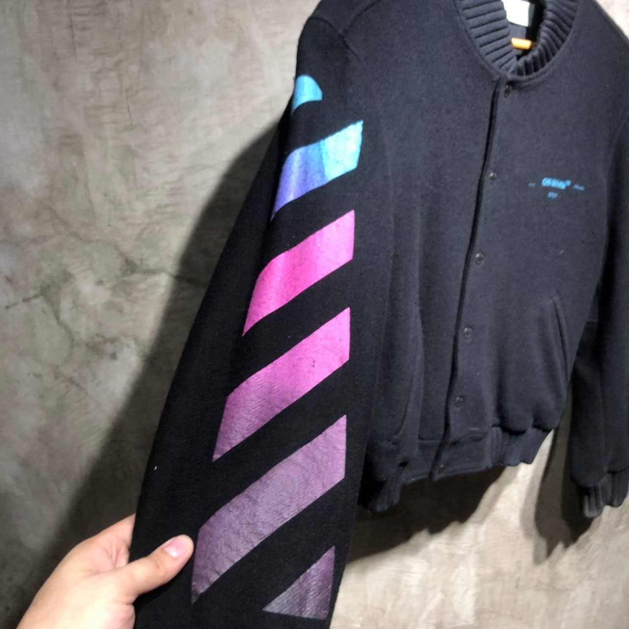 Off-White Off-White Gradient Arrows Bomber jacket Size US L / EU 52-54 / 3 - 6 Thumbnail