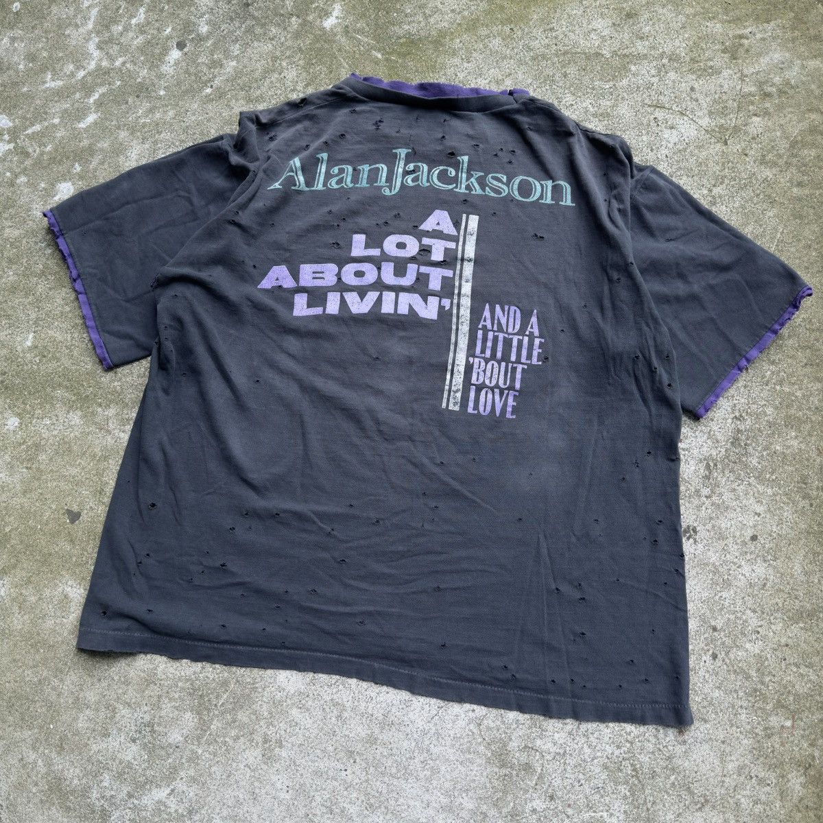 Vintage Alan Jackson Thrashed Distressed Double Layer Tee ERD Grunge Size US XL / EU 56 / 4 - 7 Thumbnail