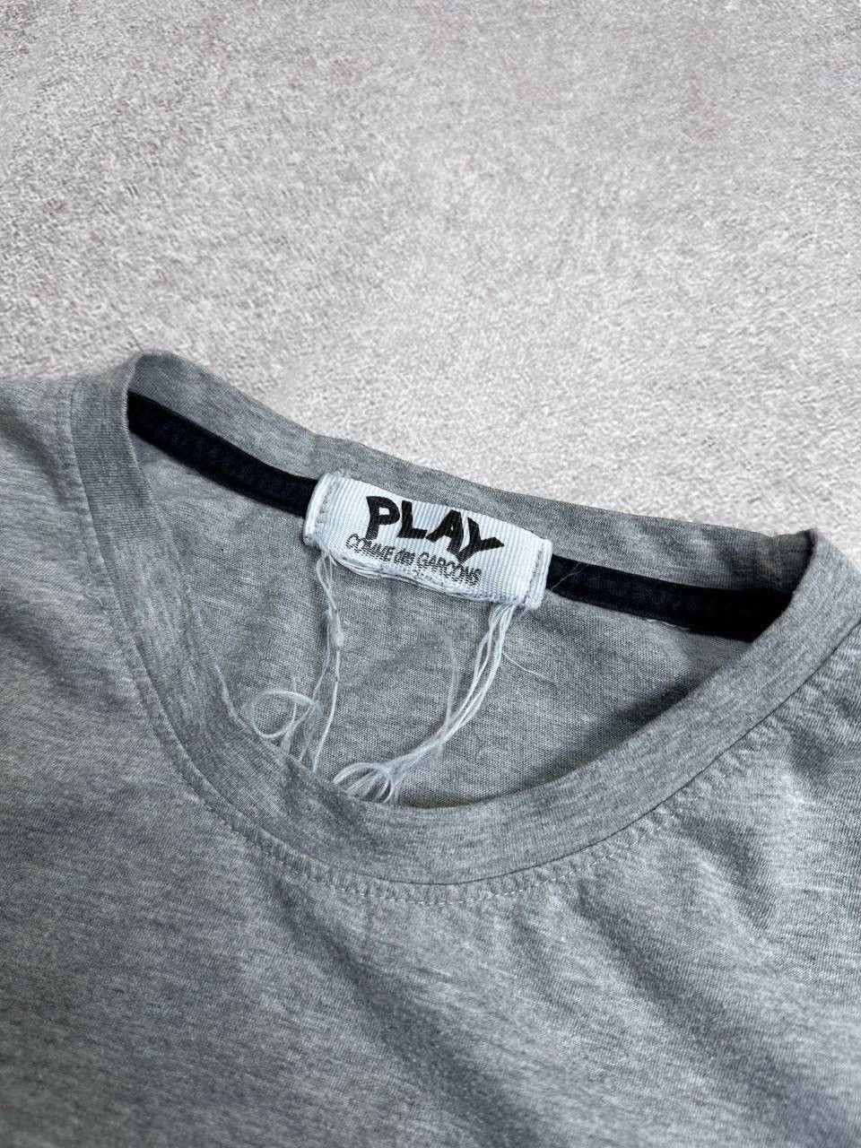 Comme des Garcons × Comme des Garcons PLAY × Vintage Vintage Play Comme Des Garcons Big Heart T-shirt Y2K S Size US S / EU 44-46 / 1 - 3 Thumbnail