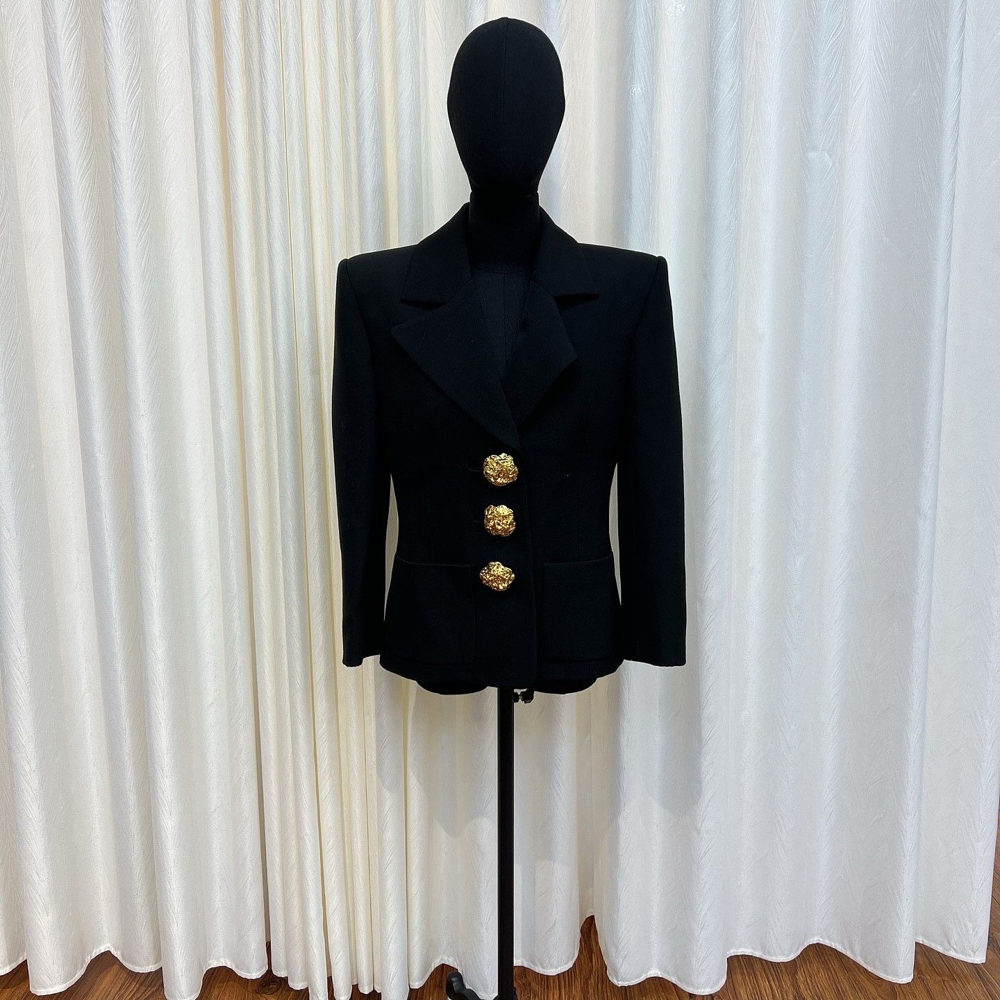 Saint Laurent Paris Saint Laurent Gold Button Blazer Size 38 Size S / US 4 / IT 40 - 1 Thumbnail