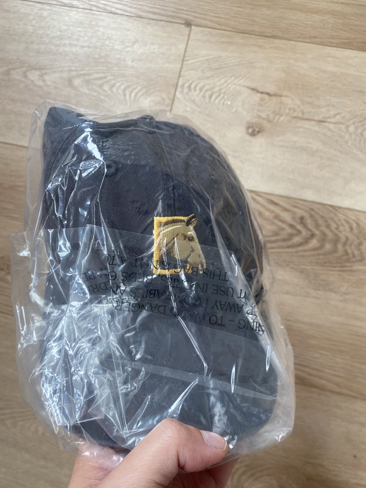 Other National Geographic Hat Size ONE SIZE - 1 Thumbnail