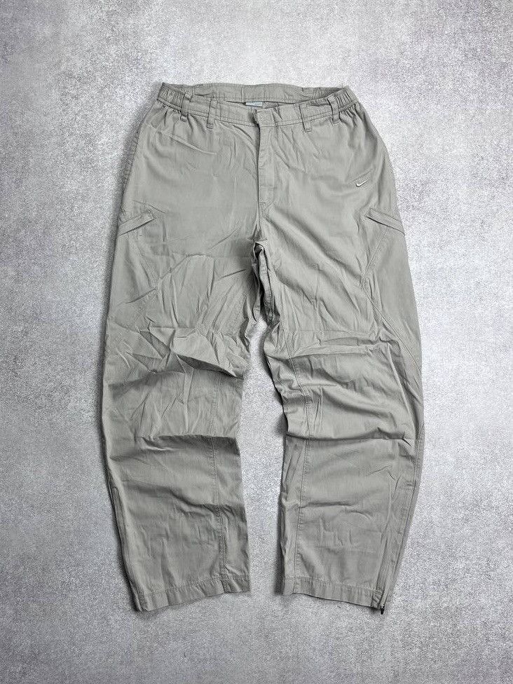Nike × Vintage Vintage Nike Swoosh Baggy Trackpants Y2K L Size US 34 / EU 50 - 1 Thumbnail