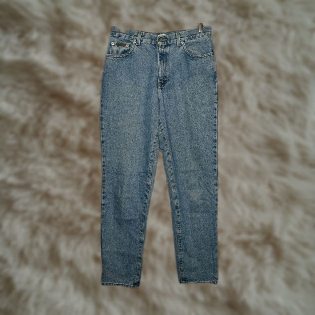 Calvin Klein VINTAGE Calvin Klein High Rise Mom Jeans Womens 31x31 31 IN Waist 31 Blue Denim 5-Pocket Womens Jeans Size 24" / US 00 / IT 34 - 1 Thumbnail