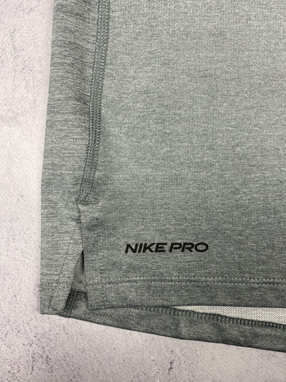 Nike Nike Pro Dri Fit Compression Training Tee Jersey Size US L / EU 52-54 / 3 - 6 Thumbnail